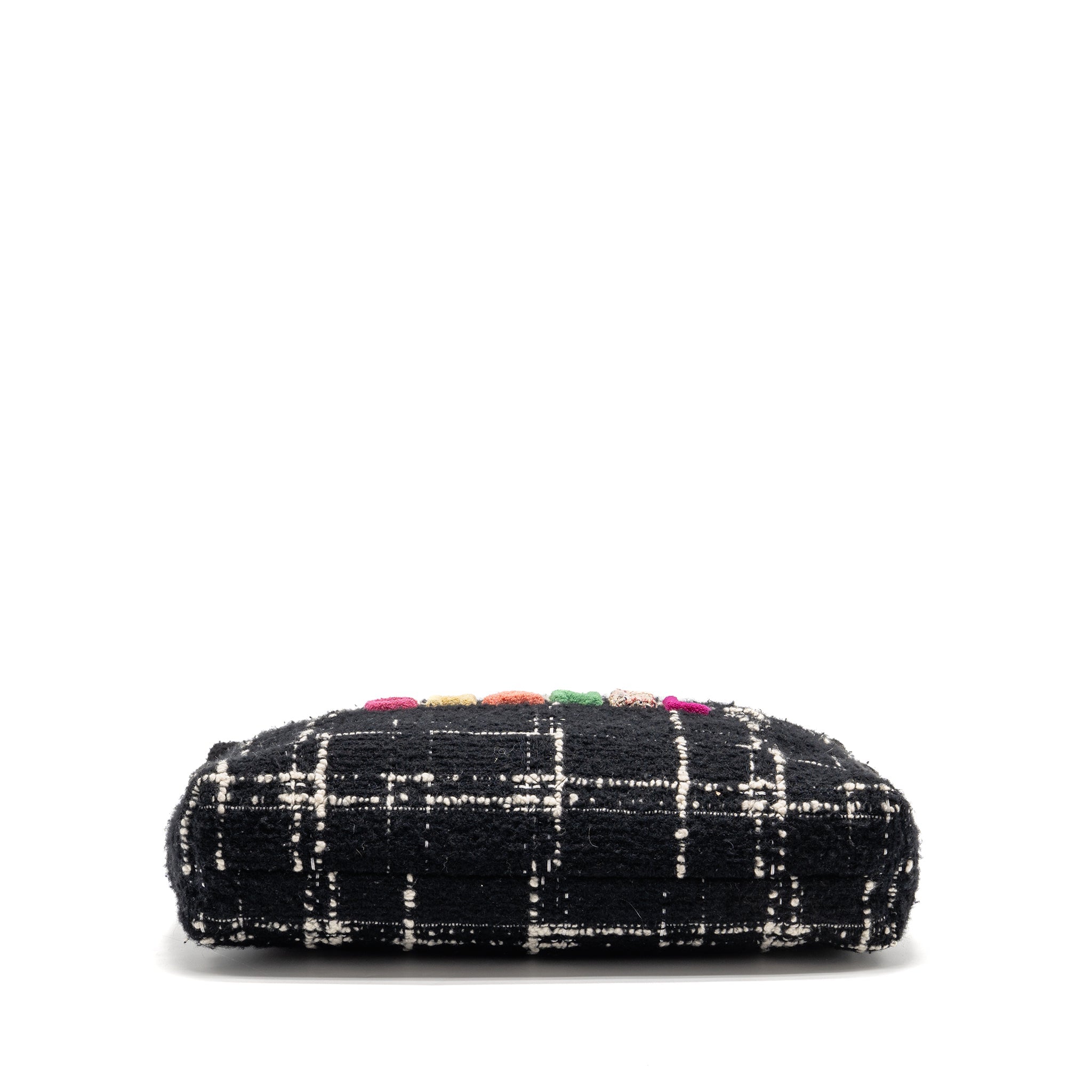 CHANEL MEDIUM 22 BAG QUILTED TWEED BLACK / MULTICOLOUR GHW (MICROCHIP)