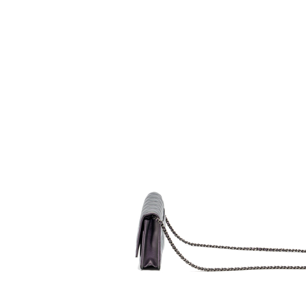 CHANEL CLASSIC WALLET ON CHAIN LAMBSKIN IRIDESCENT PURPLE RUTHENIUM HARDWARE