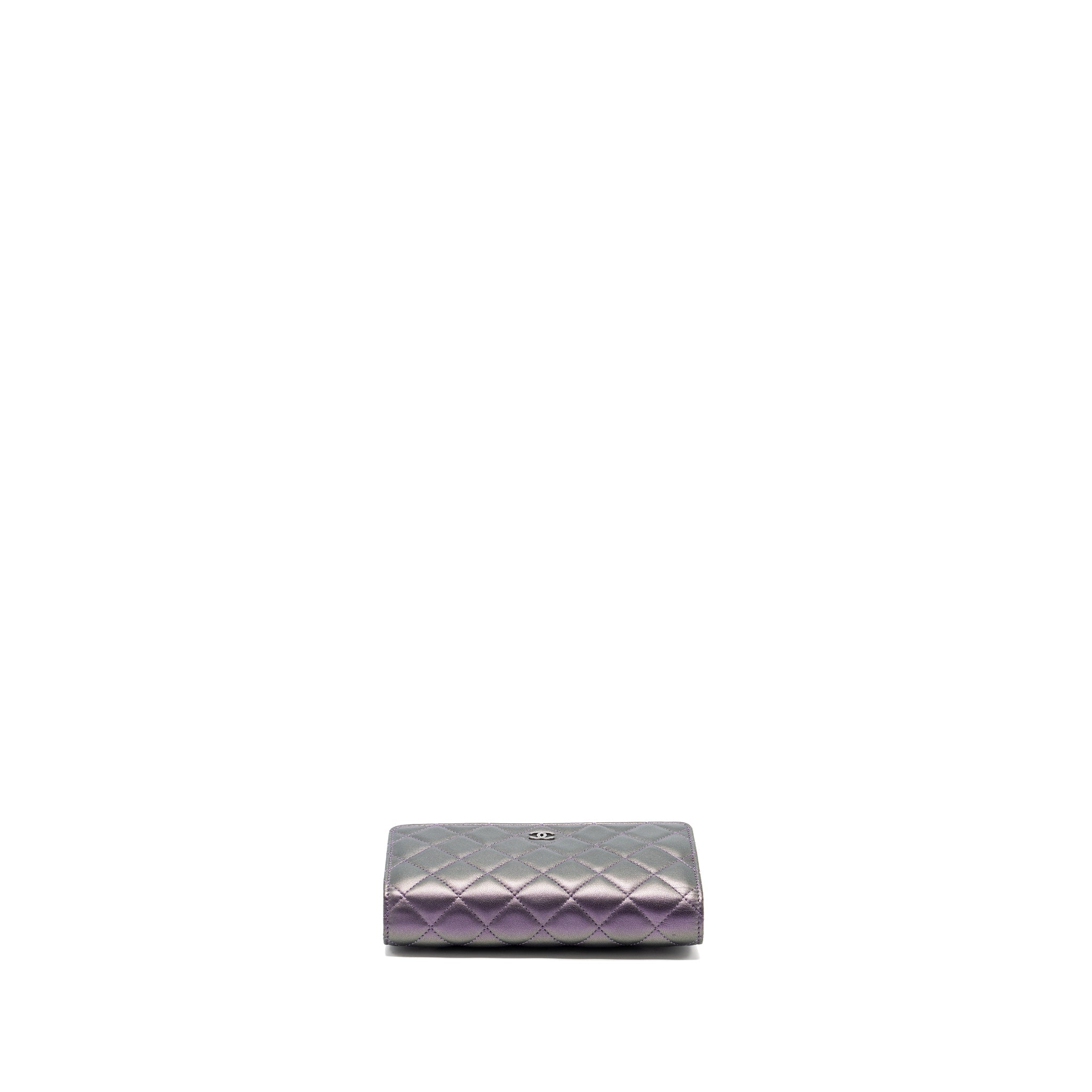CHANEL CLASSIC WALLET ON CHAIN LAMBSKIN IRIDESCENT PURPLE RUTHENIUM HARDWARE