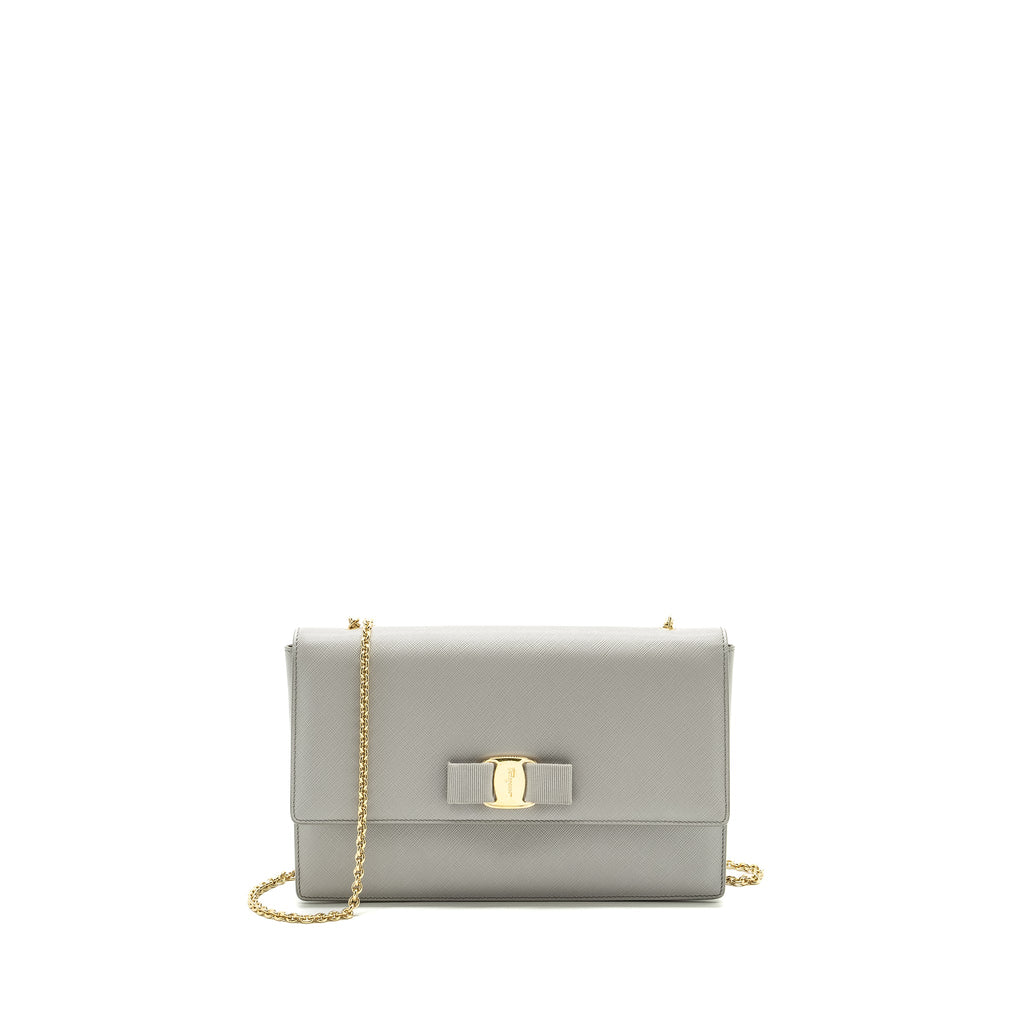 FERRAGAMO GINNY CHAIN BAG CALFSKIN LIGHT GREY LGHW