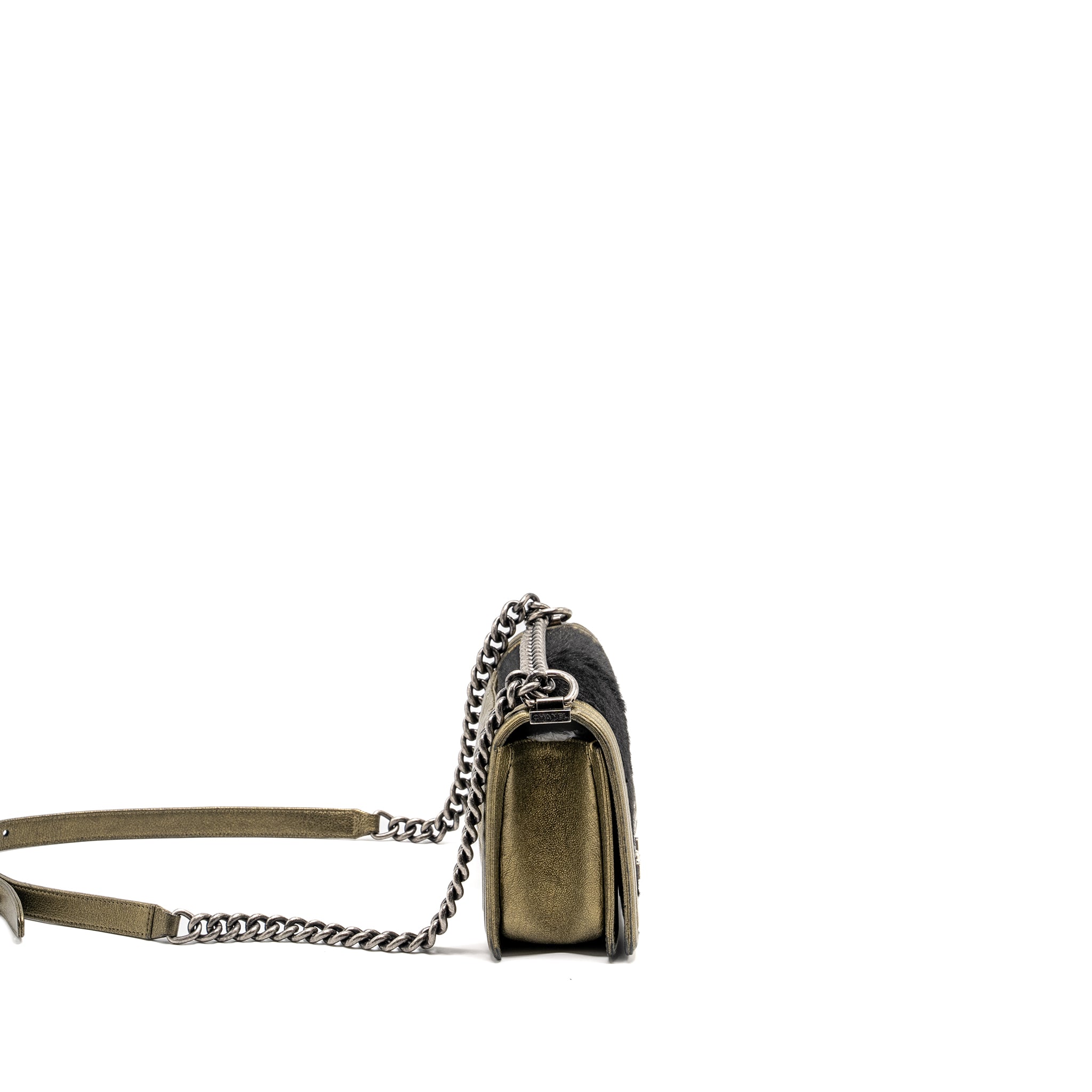 CHANEL MEDIUM BOY BAG HORSEHAIR / CALFSKIN BLACK / GOLD RUTHENIUM HARDWARE