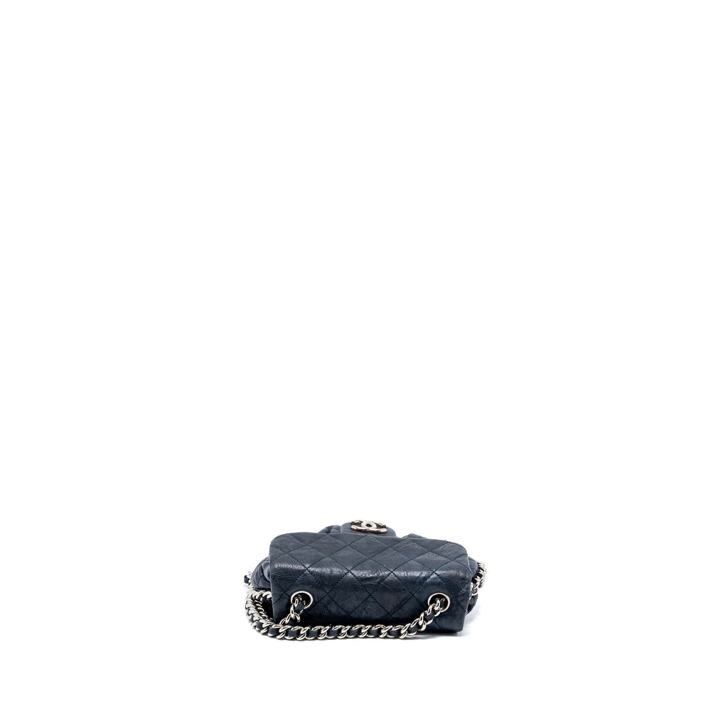 CHANEL MINI ROUND FLAP BAG WITH CHAIN AGED CALFSKIN NAVY SHW