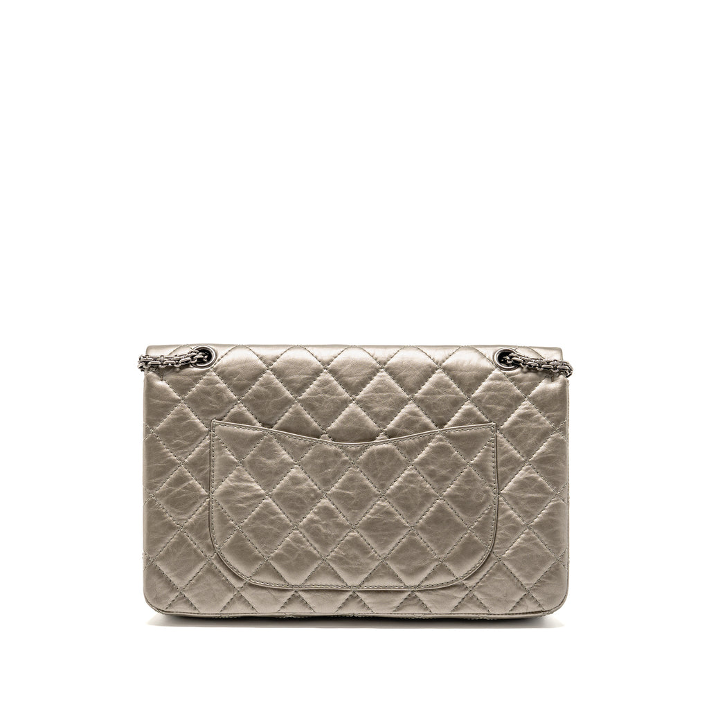 CHANEL MAXI 2.55 REISSUE FLAP BAG AGED CALFSKIN IRIDESCENT LIGHT GREY RUTHENIUM HARDWARE