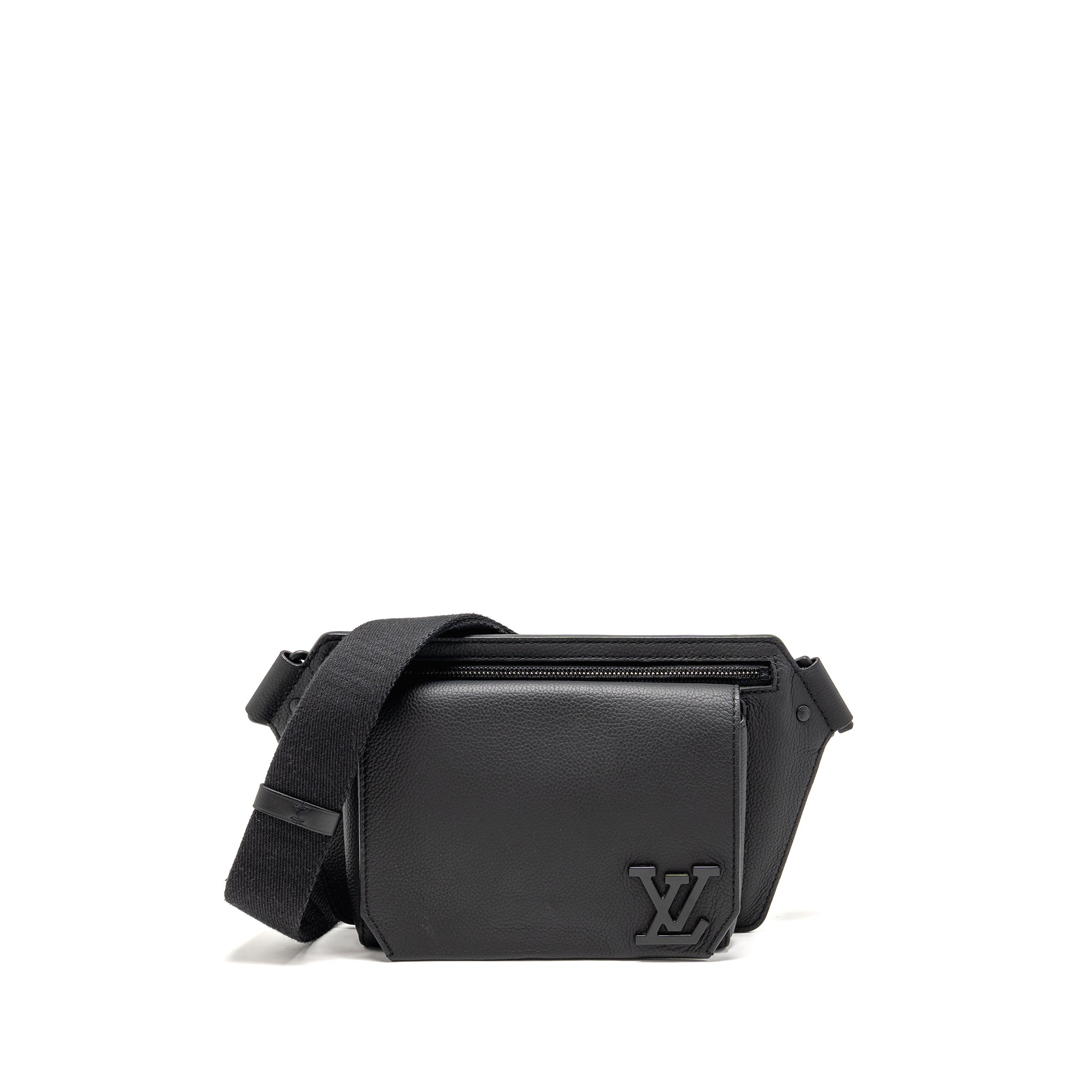 LOUIS VUITTON AEROGRAM TAKEOFF SLING BLACK GRAINED CALFSKIN BLACK HARDWARE