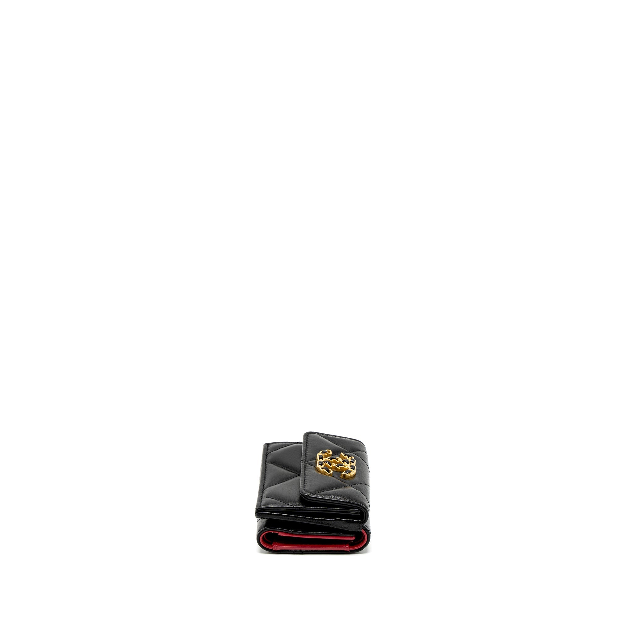 CHANEL 19 FLAP COMPACT WALLET LAMBSKIN BLACK GHW (MICROCHIP)