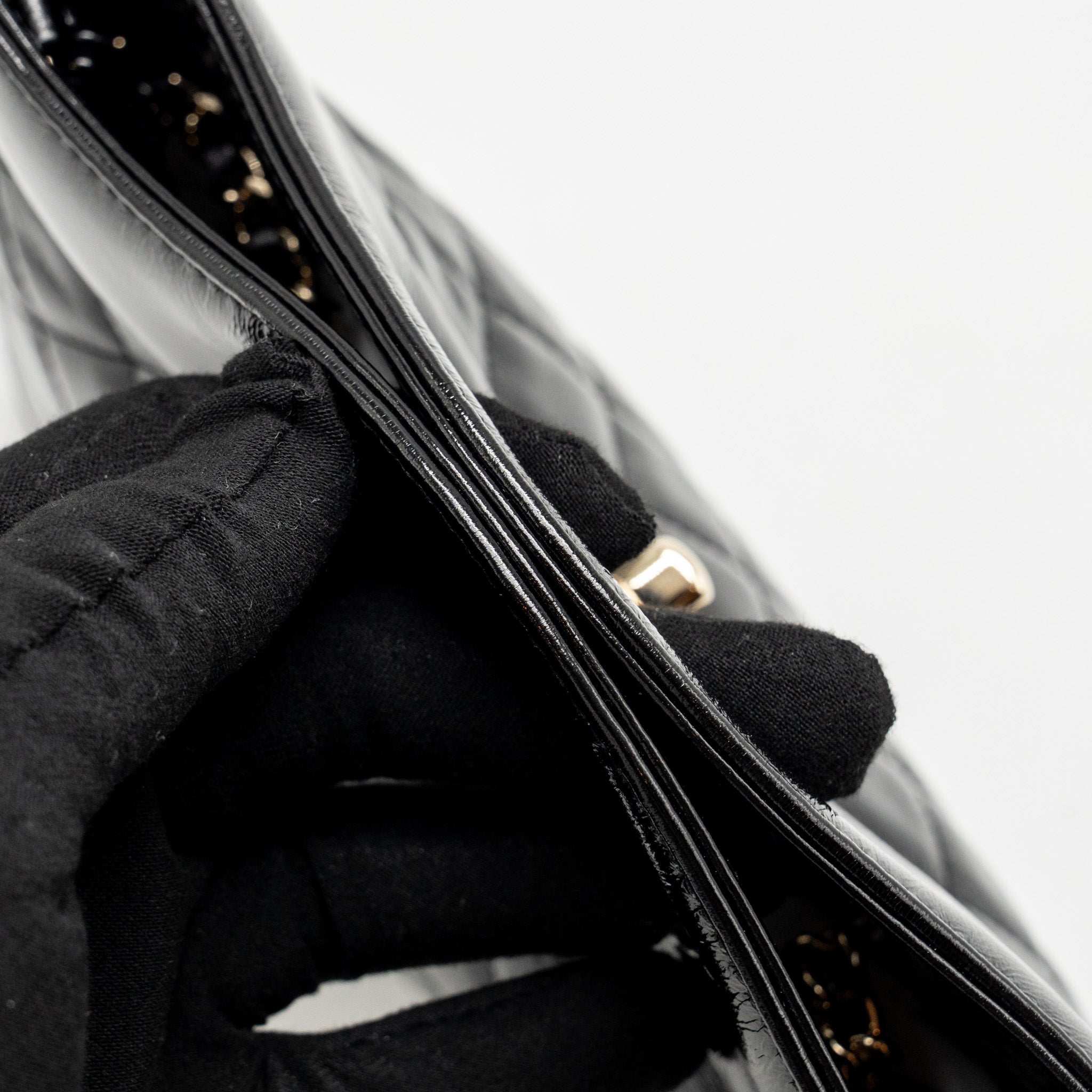 CHANEL 24S MINI 31 BAG SHINY LAMBSKIN BLACK LGHW (MICROCHIP)
