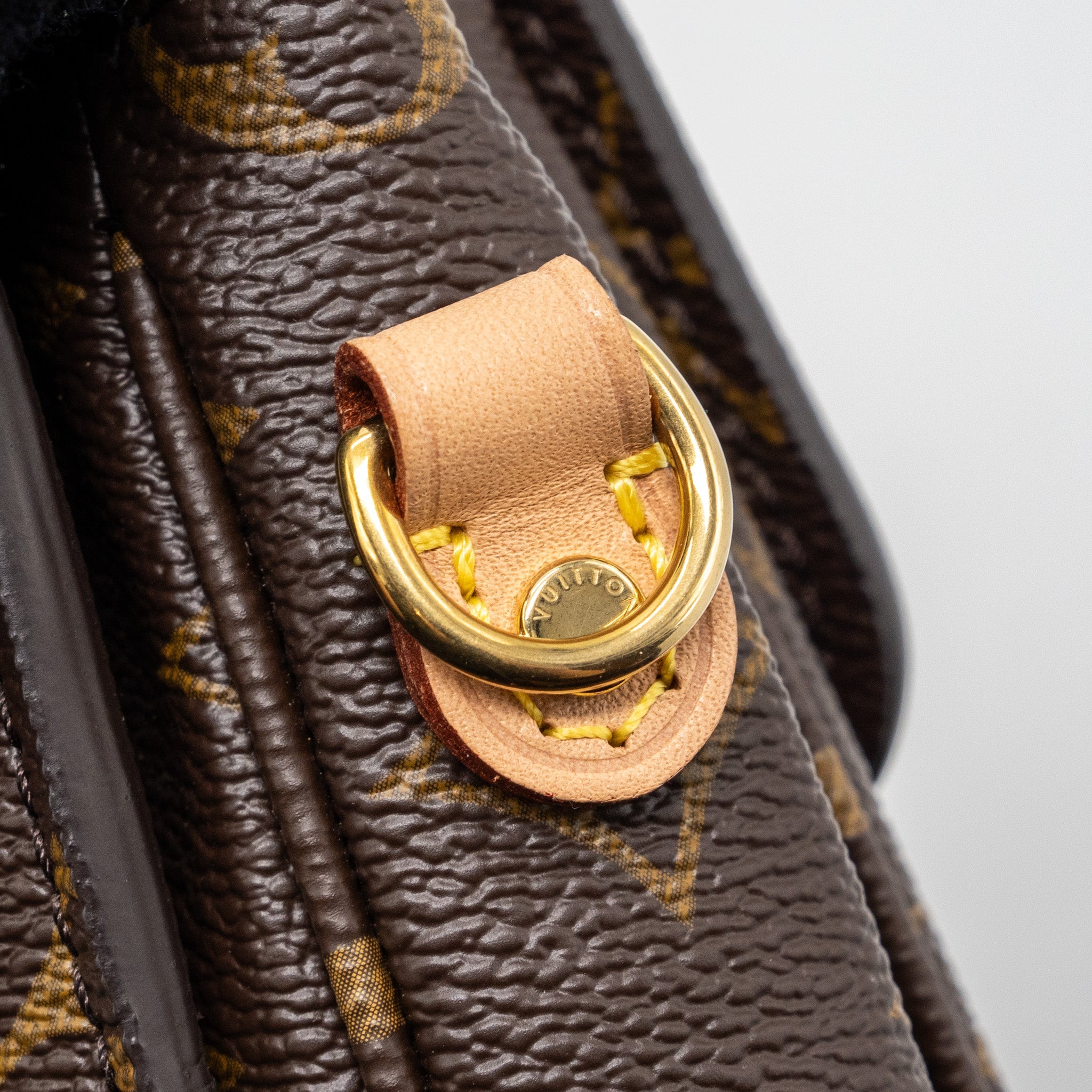 LOUIS VUITTON POCHETTE MÉTIS MONOGRAM CANVAS GHW