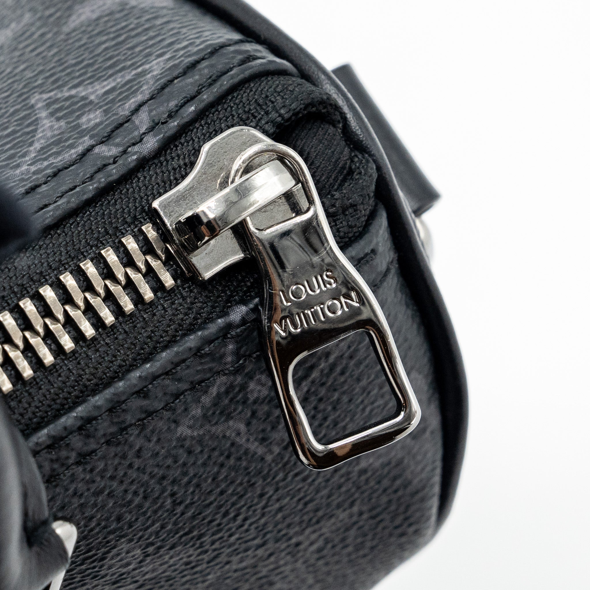 LOUIS VUITTON KEEPALL XS MONOGRAM ECLIPSE REVERSE SHW (NEW VERSION)