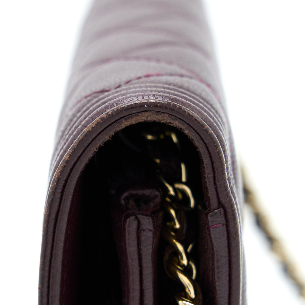 CHANEL BOY WALLET ON CHAIN CAVIAR BURGUNDY GHW