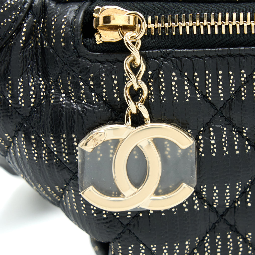 CHANEL SEASONAL WAIST BAG CALFSKIN BLACK/GOLD GHW