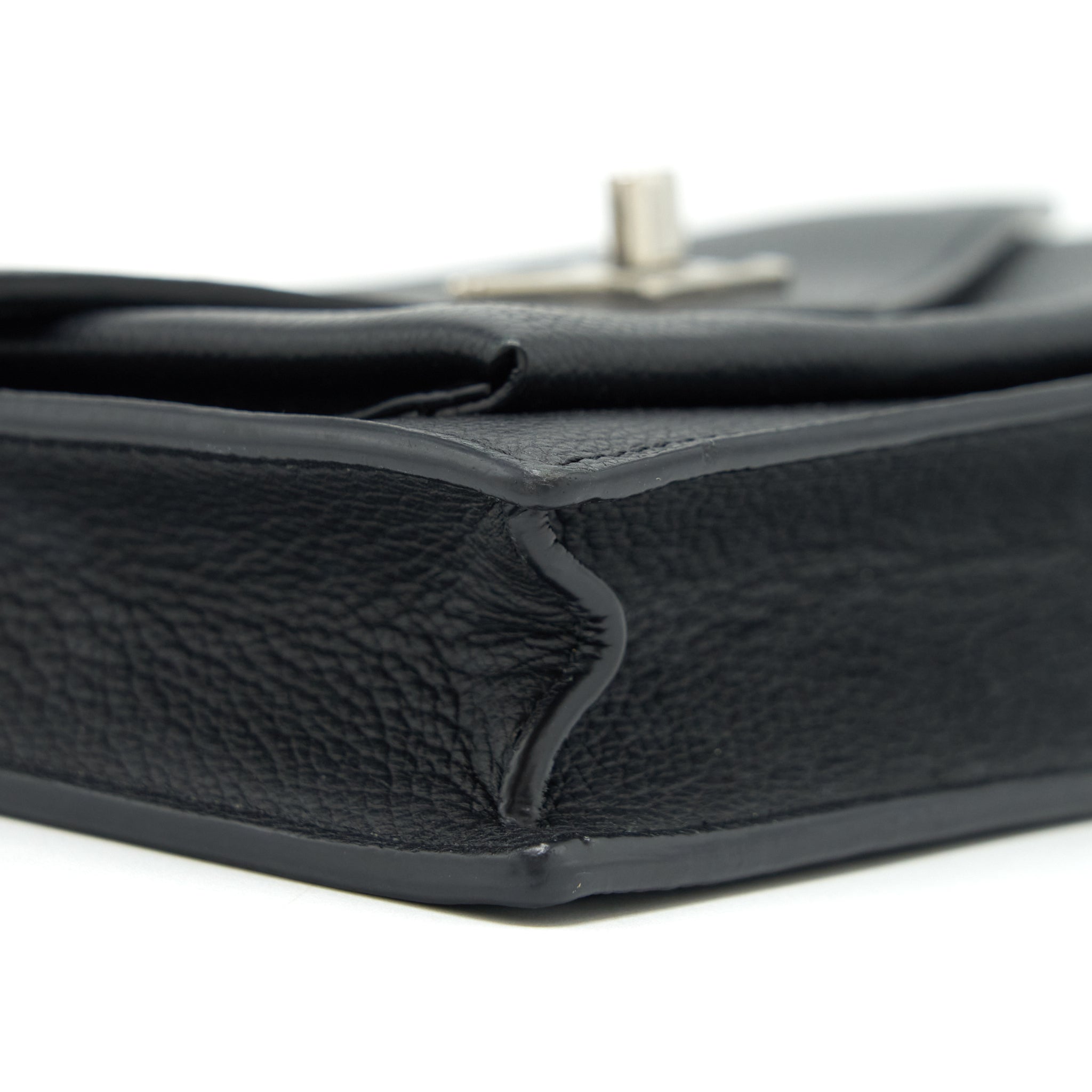 LOUIS VUITTON MYLOCKME CHAIN POCHETTE CALFSKIN BLACK SHW