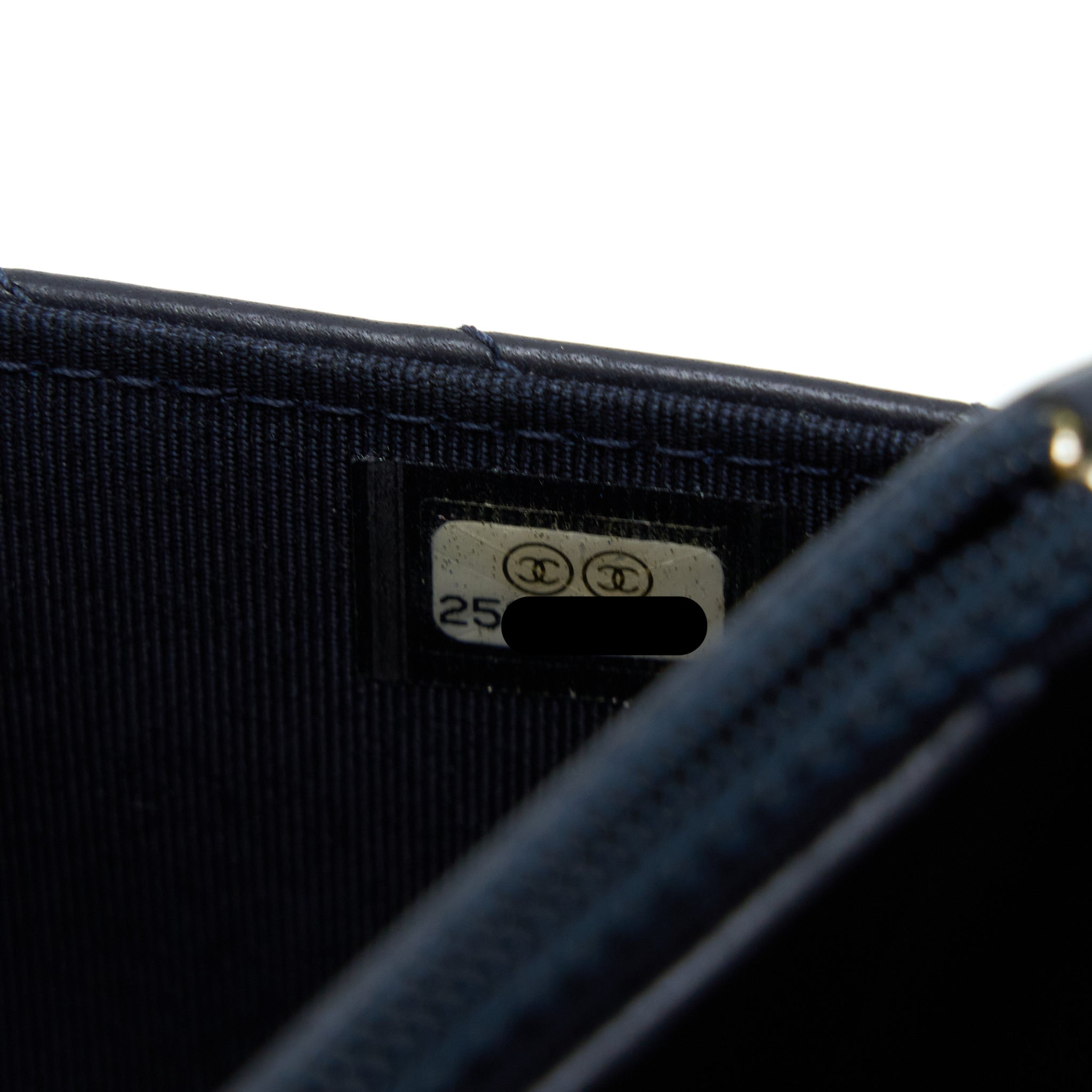 CHANEL WALLET ON CHAIN CHEVRON LAMBSKIN NAVY SHW