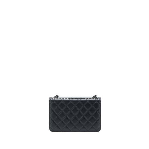 CHANEL TRENDY CC WALLET ON CHAIN LAMBSKIN SO BLACK WITH BLACK HARDWARE (MICROCHIP)