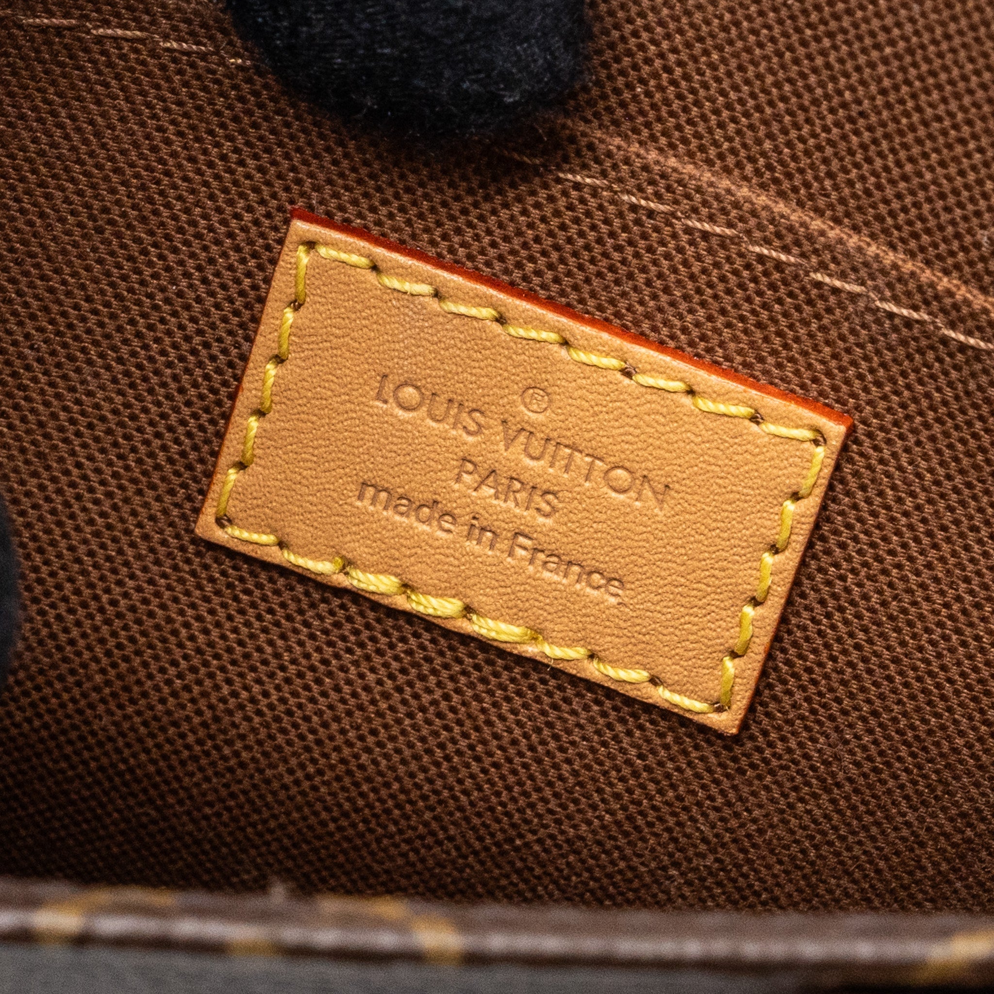 LOUIS VUITTON PETIT SAC PLAT MONOGRAM CANVAS GHW