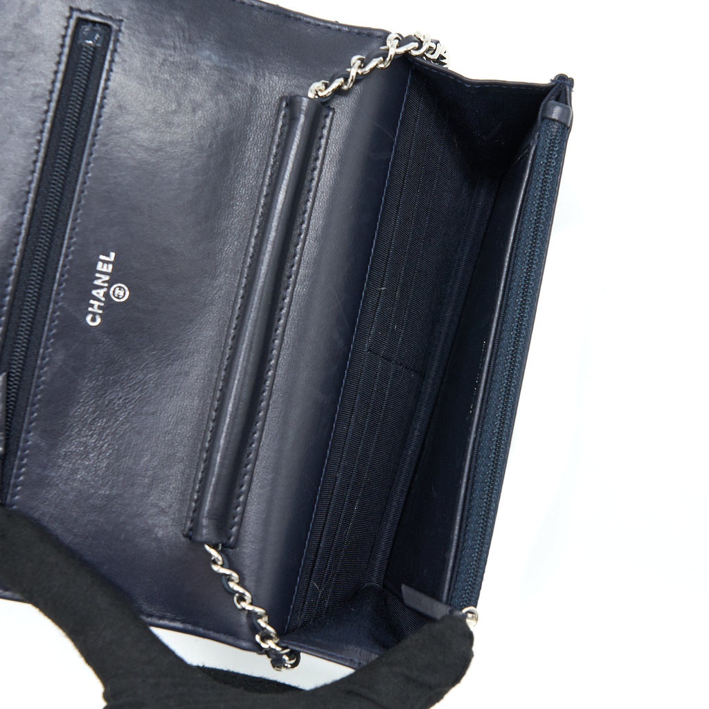 CHANEL WALLET ON CHAIN CHEVRON LAMBSKIN NAVY SHW