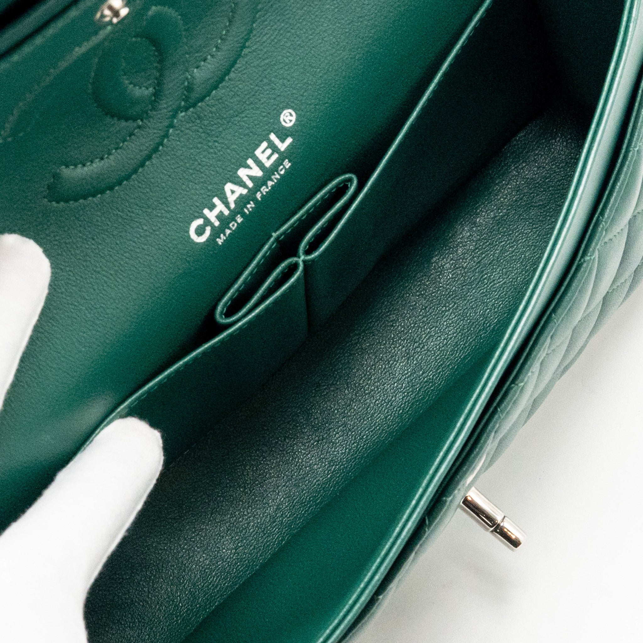 CHANEL MEDIUM CLASSIC DOUBLE FLAP BAG LAMBSKIN GREEN SHW
