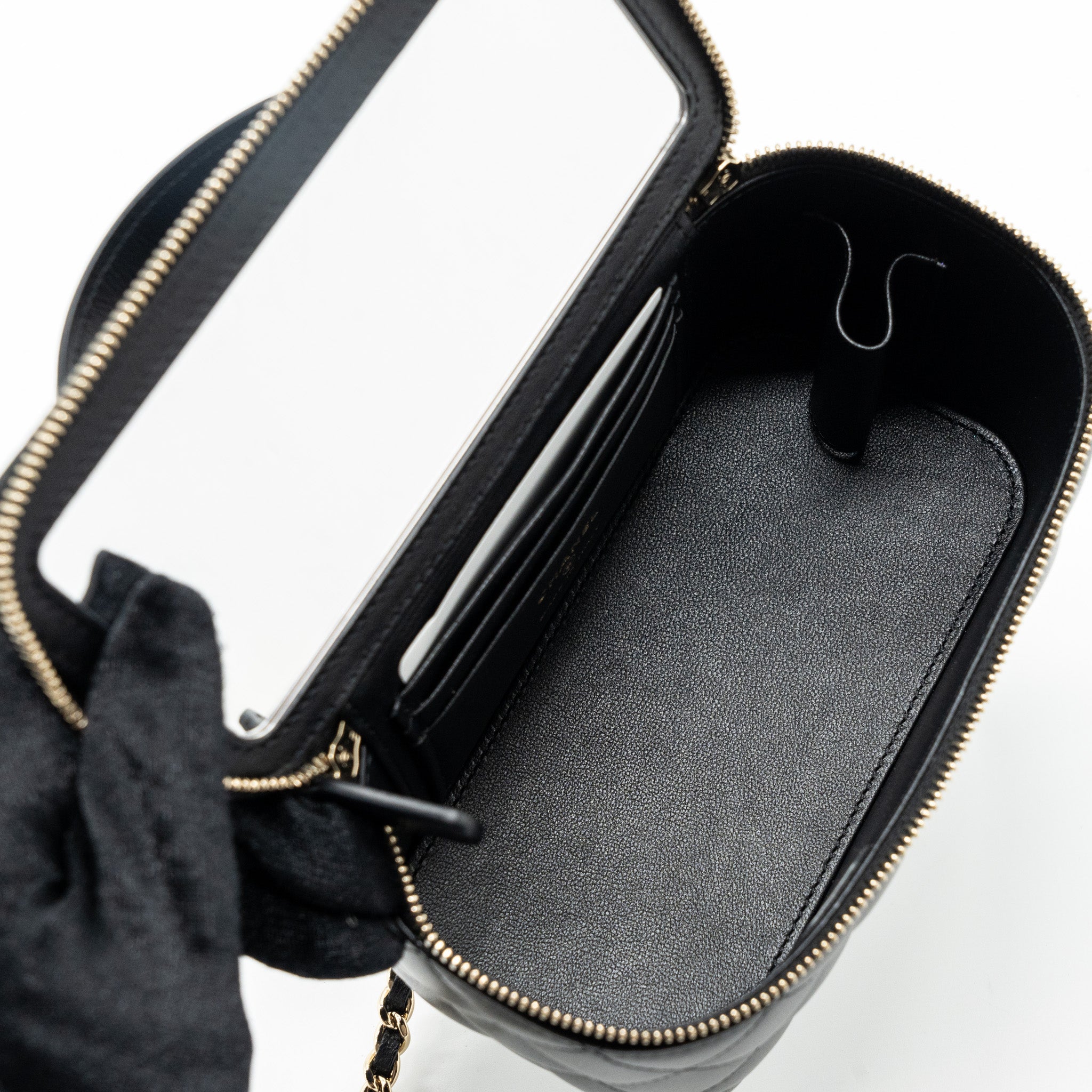 CHANEL TOP HANDLE LONG VANITY WITH CHAIN LAMBSKIN BLACK LGHW(MICROCHIP)