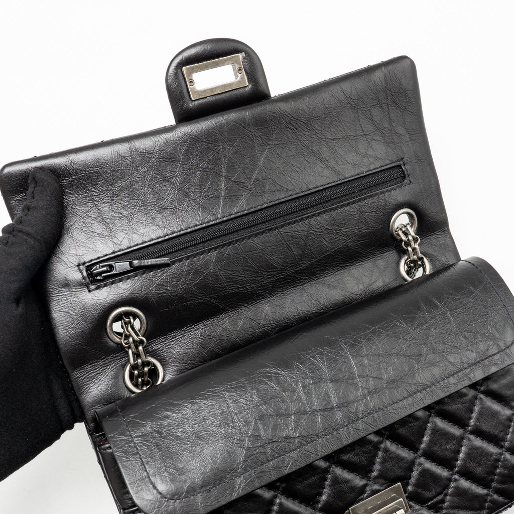 CHANEL SMALL 2.55 REISSUE FLAP BAG AGED CALFSKIN BLACK SHW (MICROCHIP)