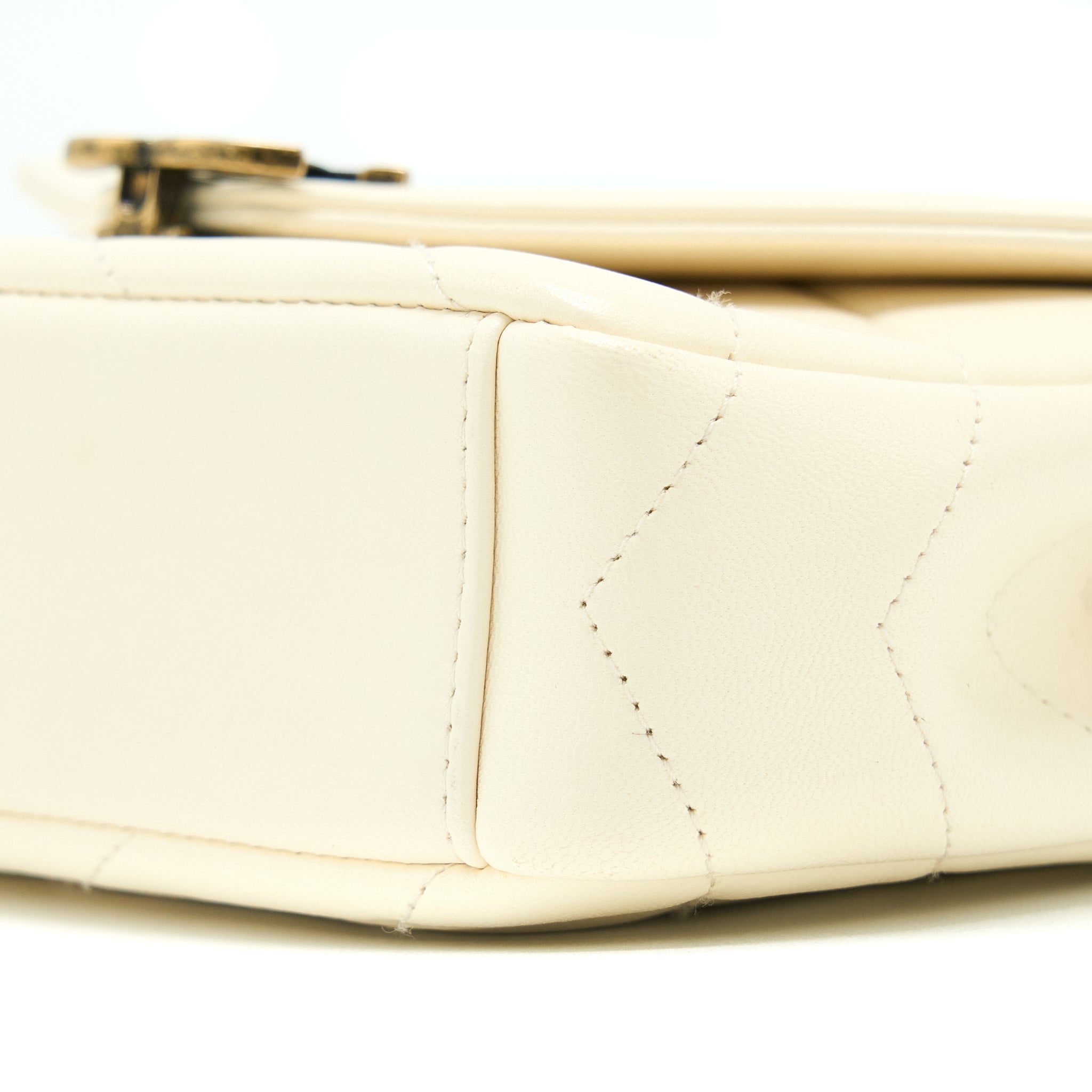 CHANEL ENVELOP CHEVRON FLAP BAG WHITE WITH RUTHENIUM GOLD HARDWARE