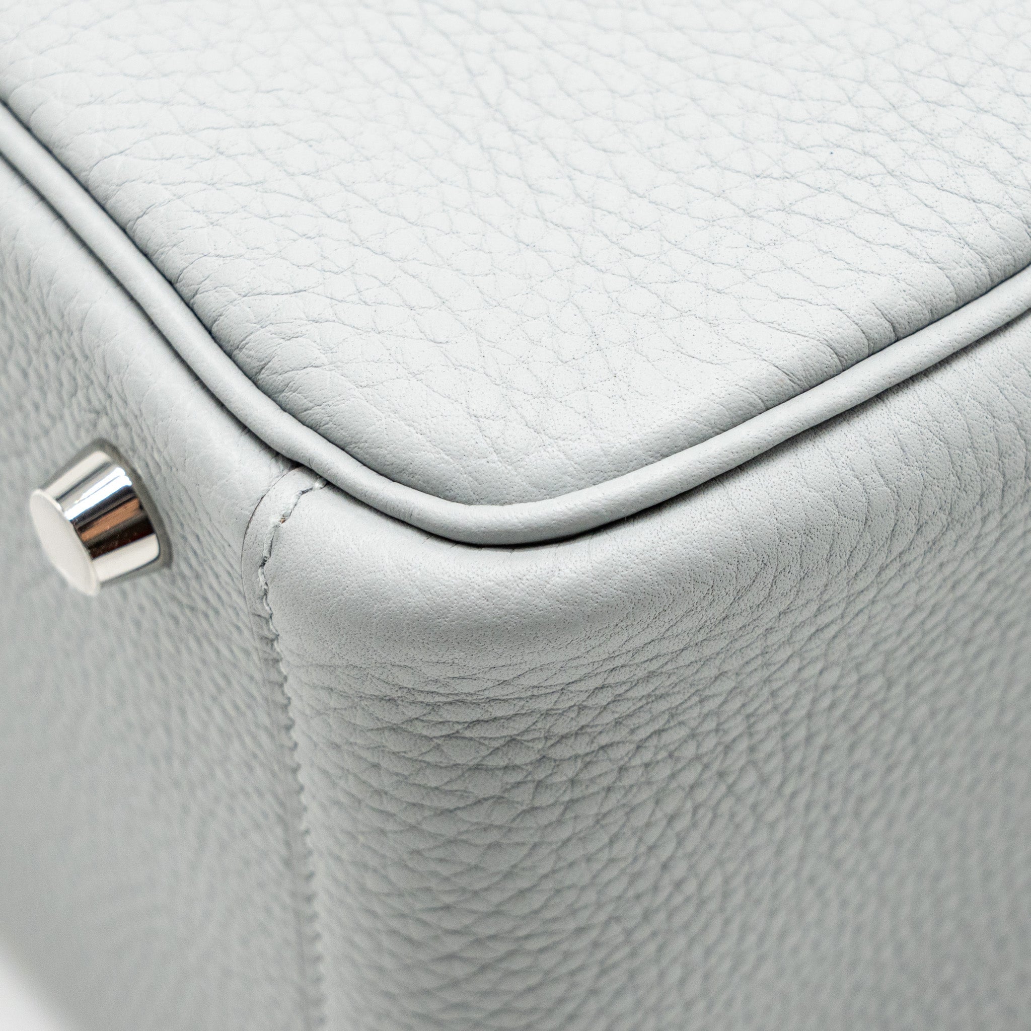 HERMES LINDY 26 CLEMENCE BLUE GLACIER SHW