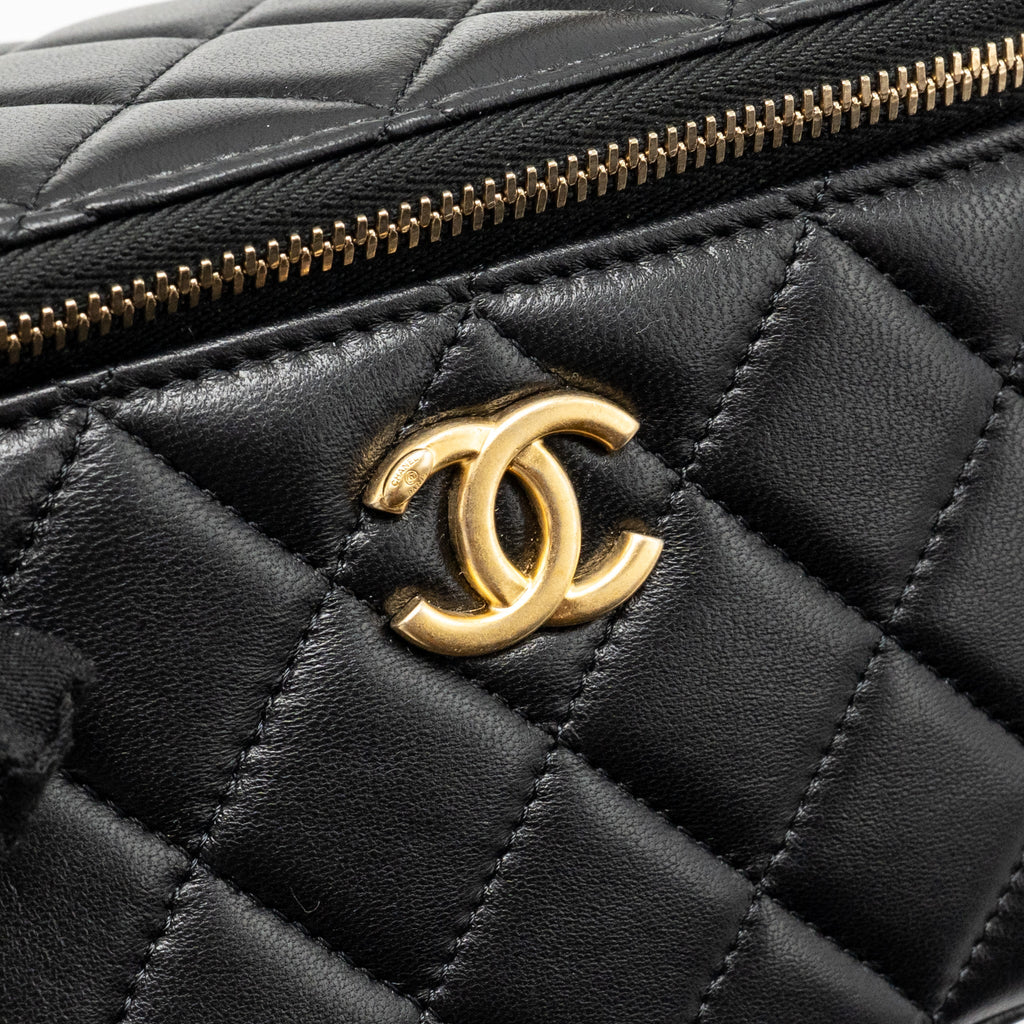 CHANEL TOP HANDLE LONG VANITY LAMBSKIN BLACK GHW(MICROCHIP)