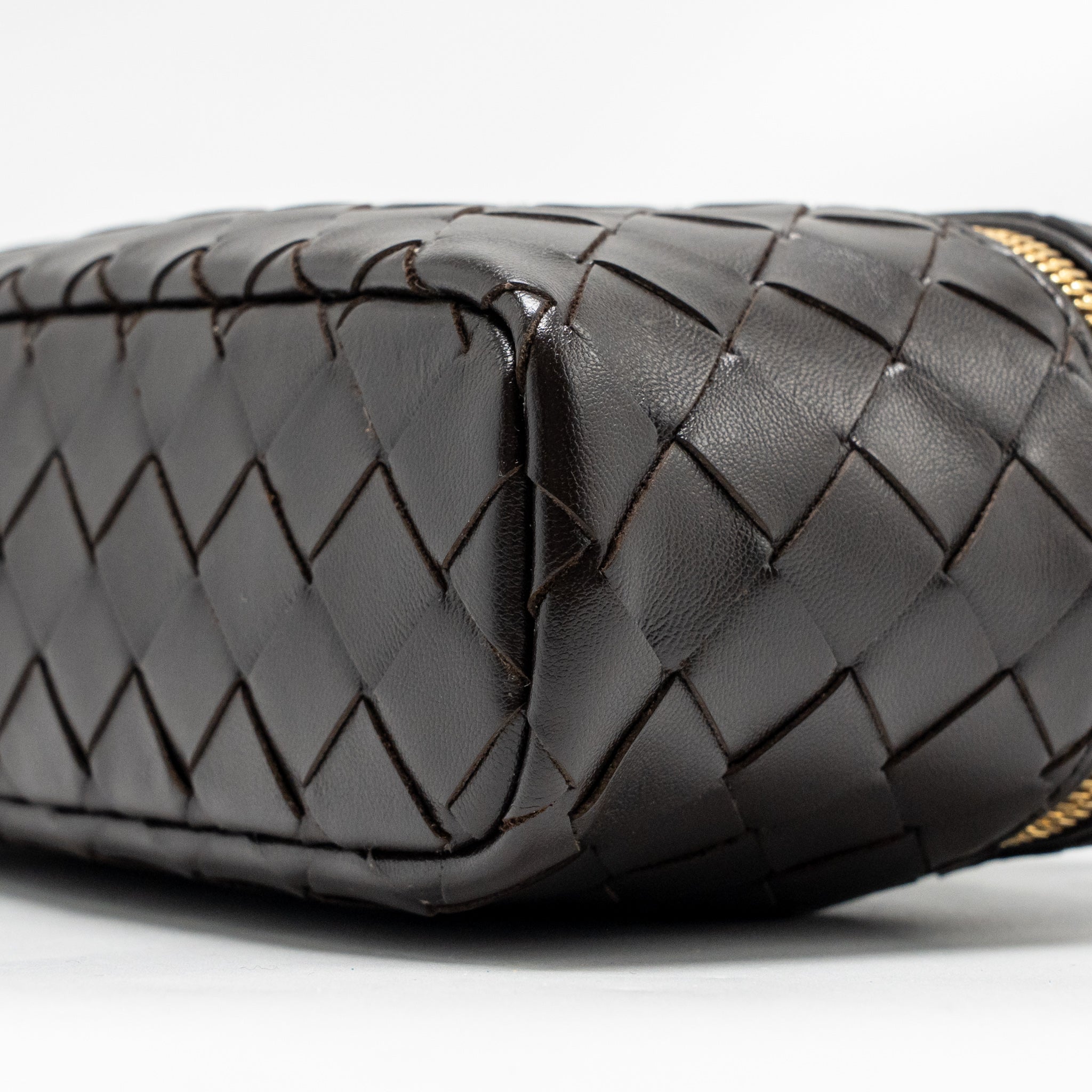 BOTTEGA VENETA BANG BANG VANITY CASE WITH STRAP INTRECCIATO LEATHER FONDANT GHW