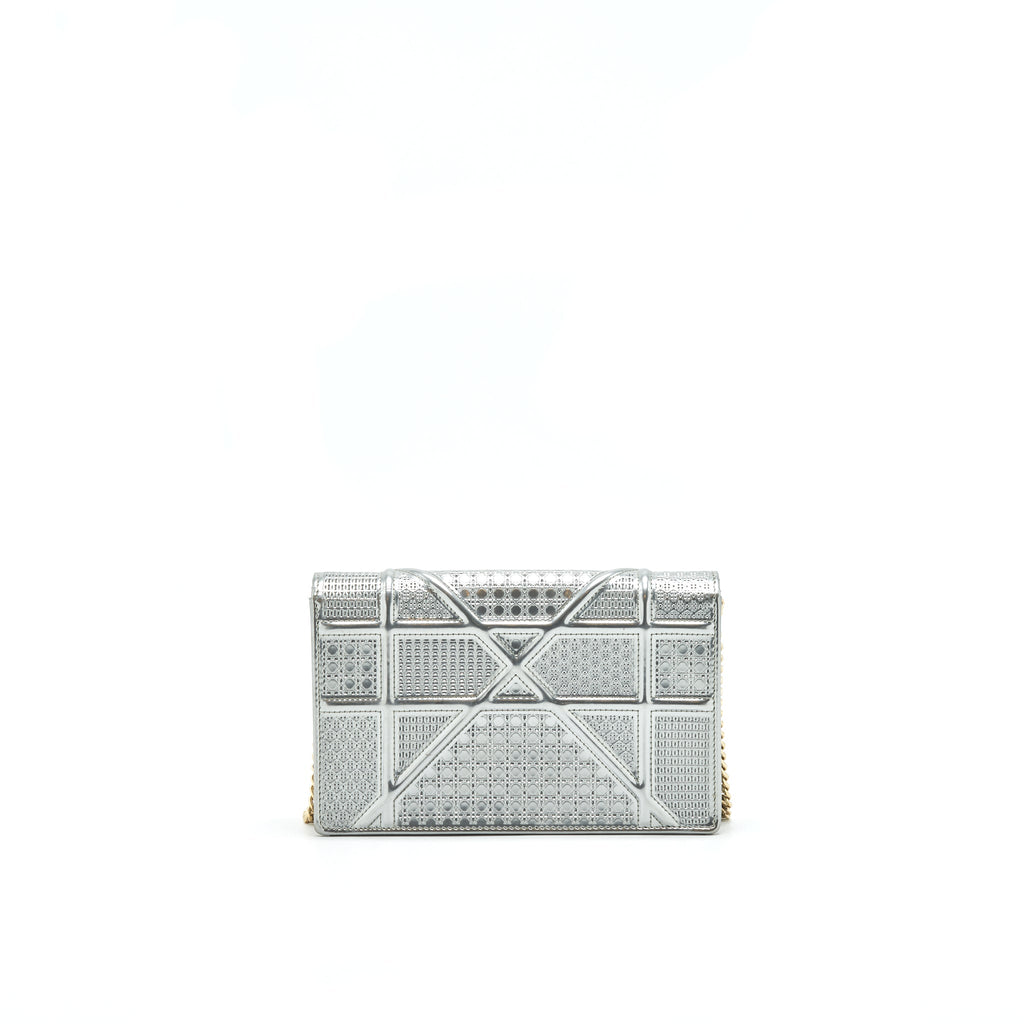 DIOR DIORAMA WALLET ON CHAIN METALLIC SILVER GHW