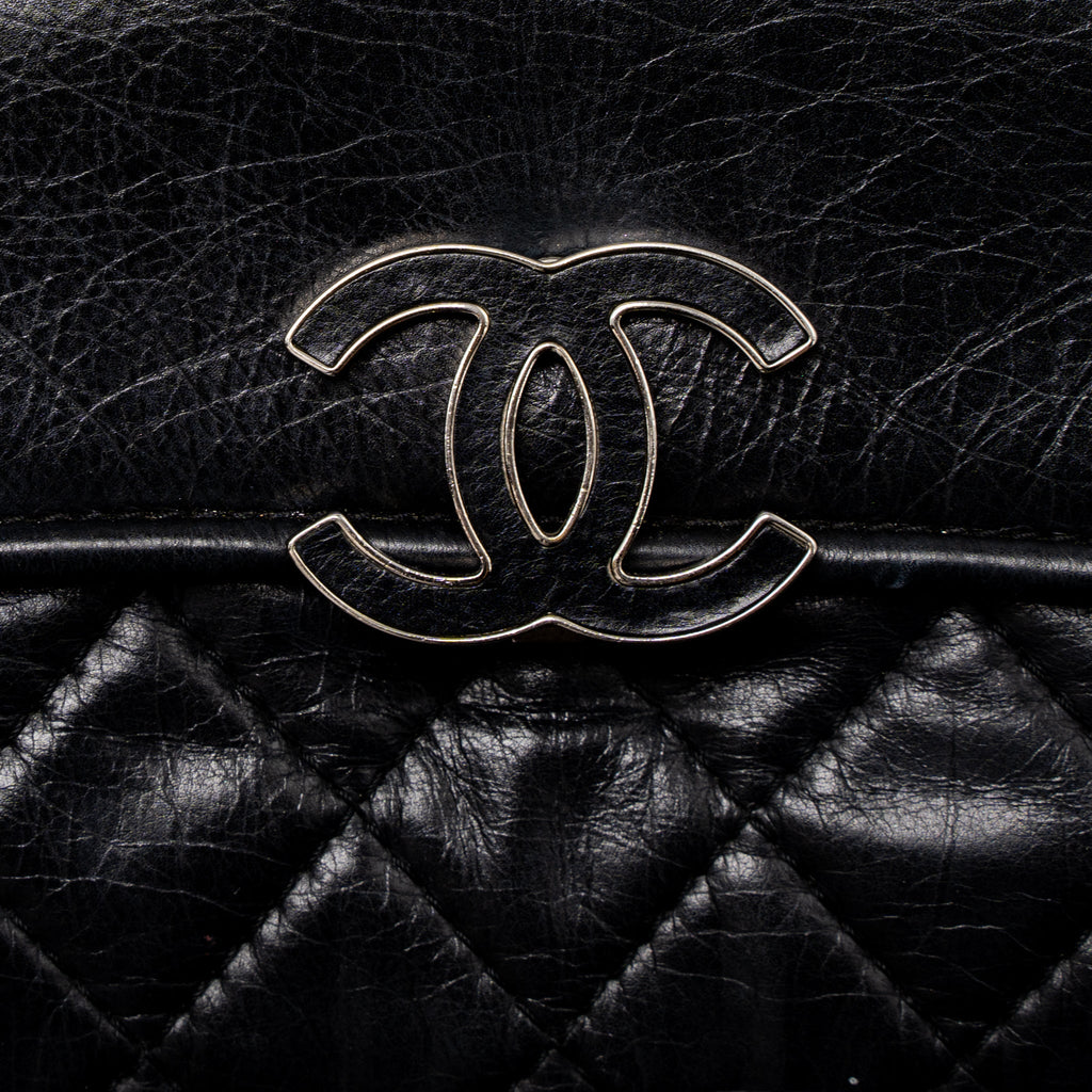 CHANEL GIANT CC LOGO BAG CALFSKIN NAVY SHW