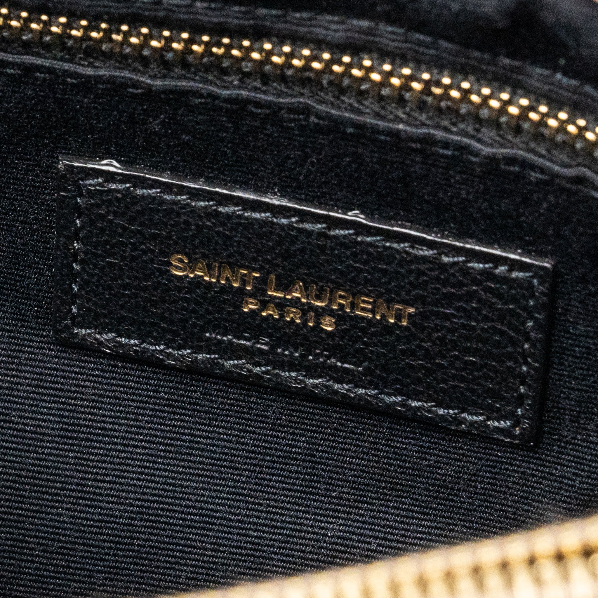 SAINT LAURENT MEDIUM LOULOU SHOULDER BAG BEIGE GHW