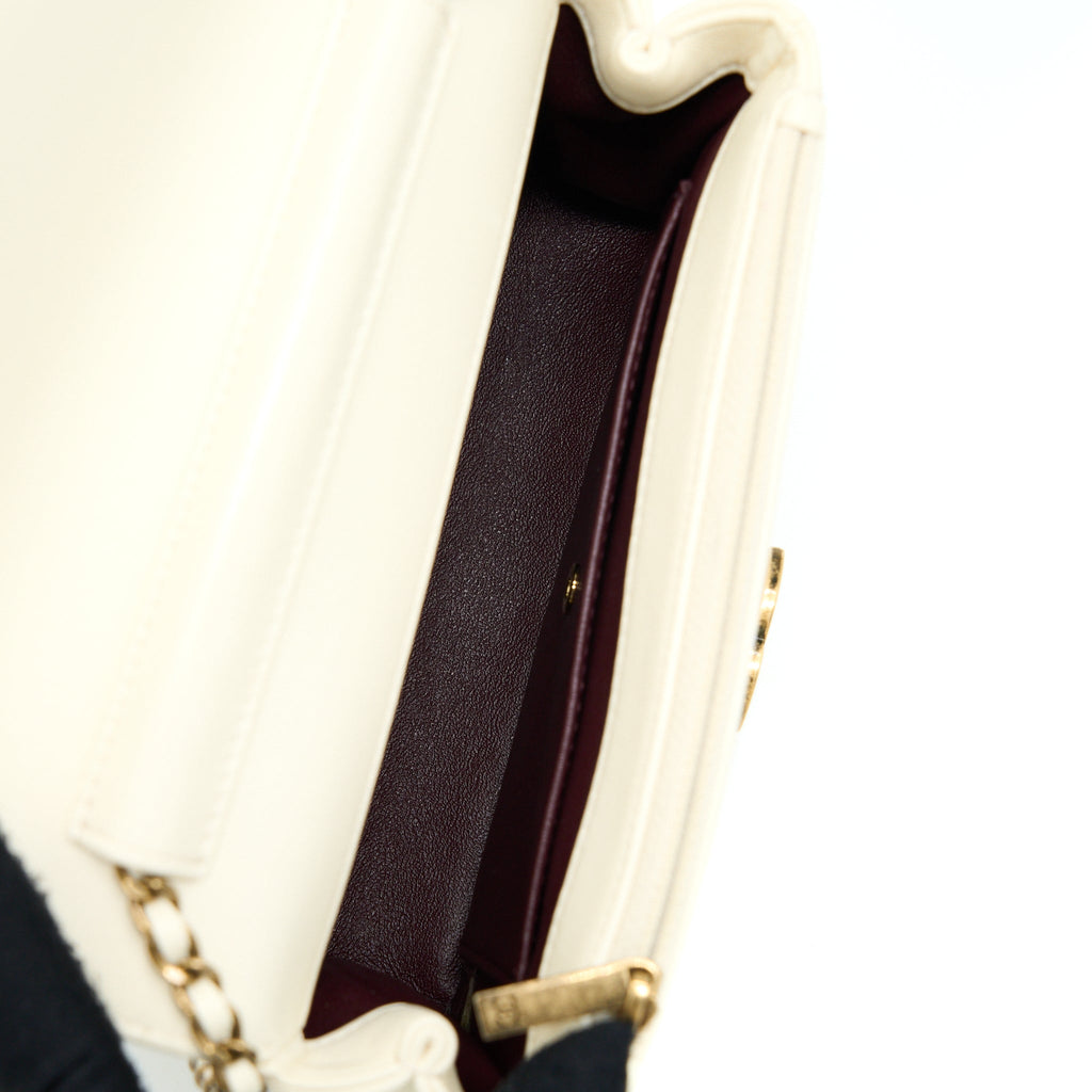 CHANEL ENVELOP CHEVRON FLAP BAG WHITE WITH RUTHENIUM GOLD HARDWARE