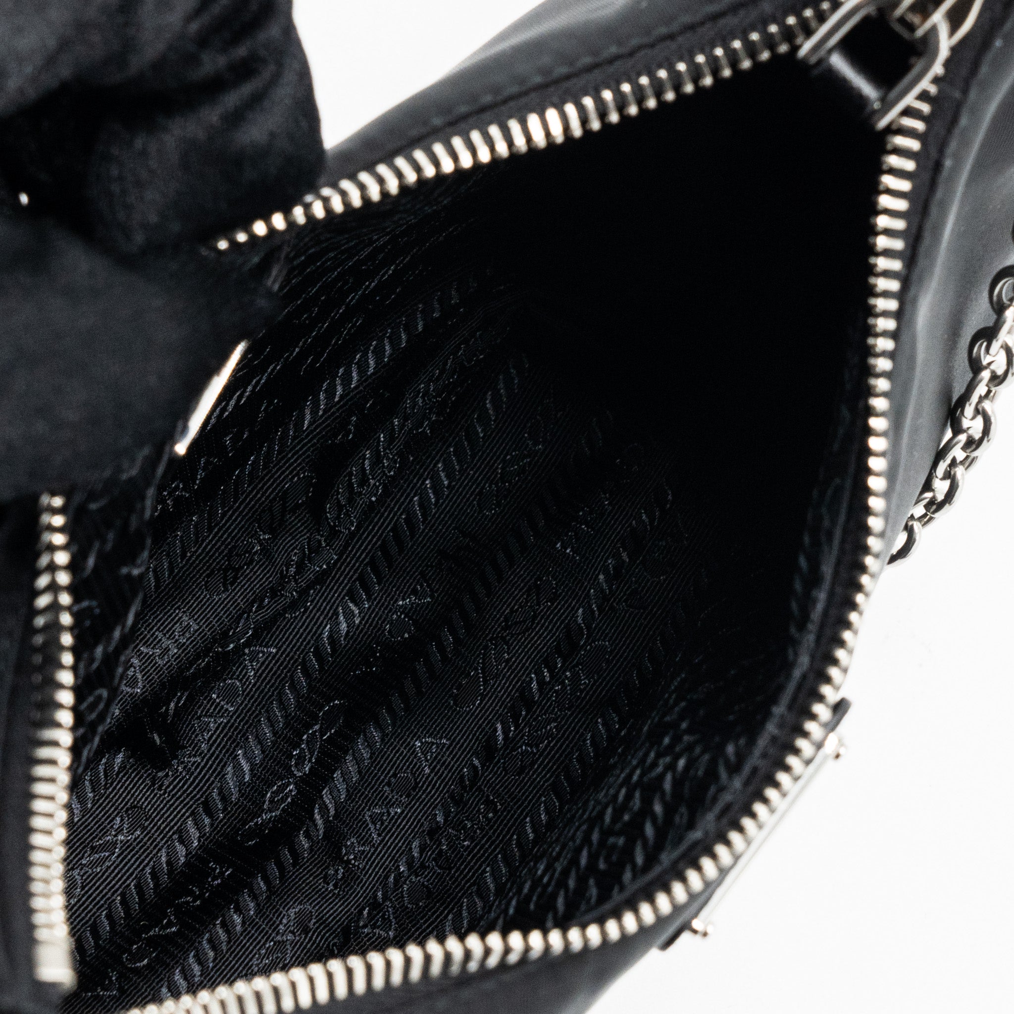 PRADA REEDITION 2005 NYLON BLACK SHW