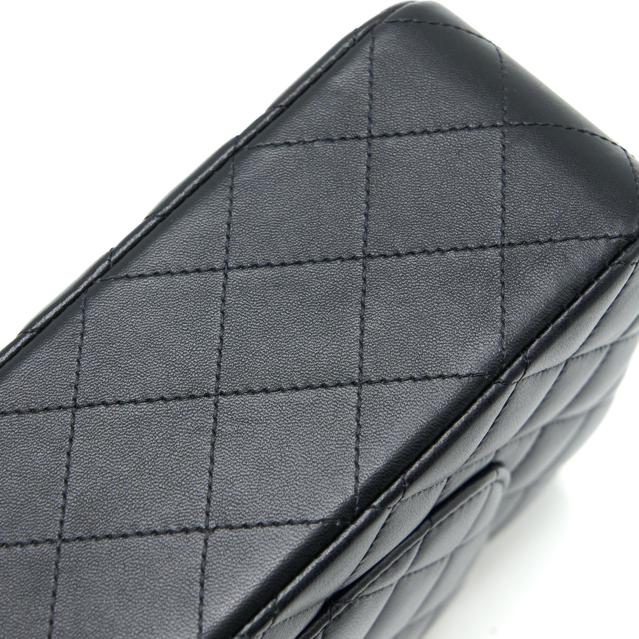 CHANEL MEDIUM CLASSIC FLAP BAG LAMBSKIN BLACK RGHW (MICROCHIP)