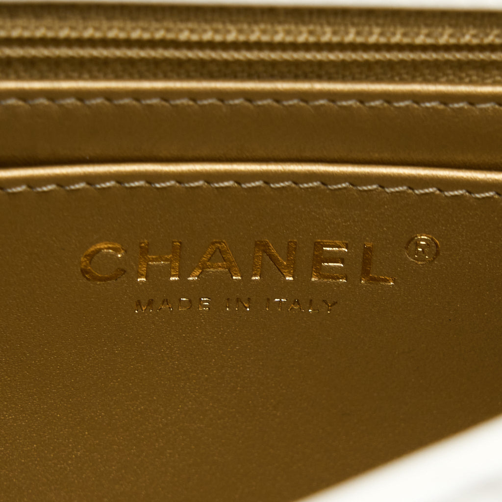 CHANEL PEARL CRUSH MINI SQUARE FLAP BAG LAMBSKIN WHITE GHW(MICROCHIP)