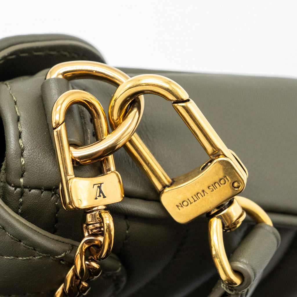 LOUIS VUITTON NEW WAVE MULTI POCHETTE CALFSKIN KAKI GREEN GHW