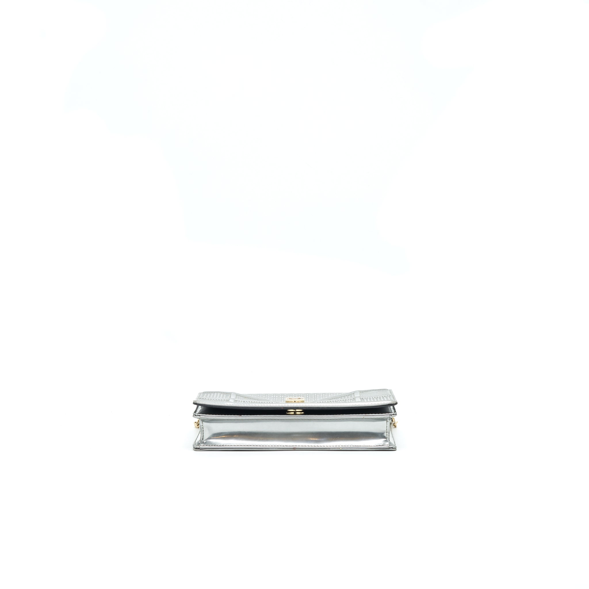 DIOR DIORAMA WALLET ON CHAIN METALLIC SILVER GHW
