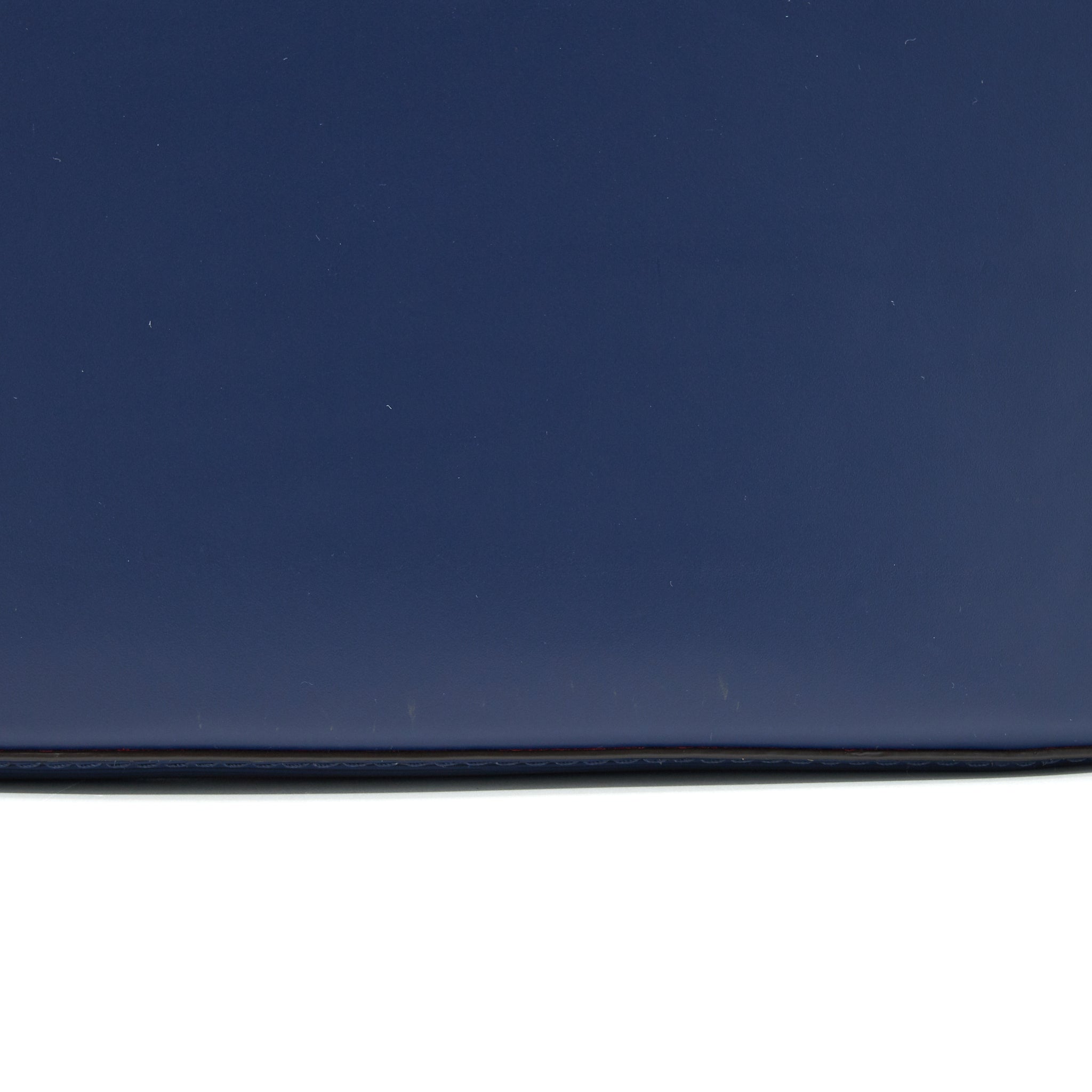 LOUIS VUITTON NEONOE MM EPI LEATHER INDIGO