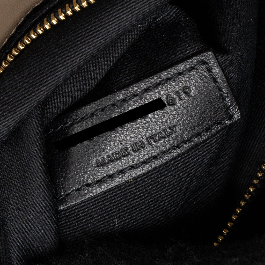 SAINT LAURENT MEDIUM LOULOU SHOULDER BAG BEIGE GHW