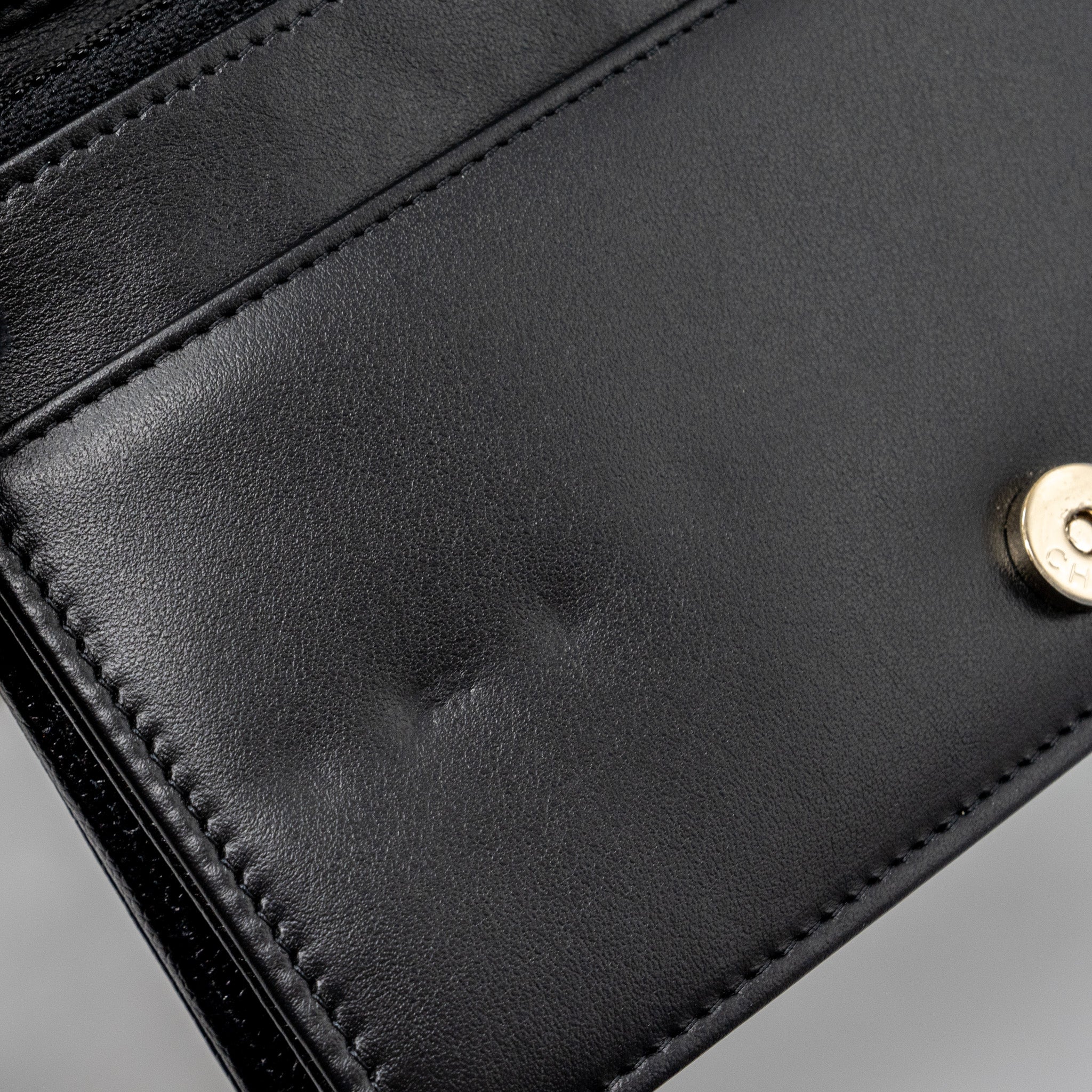 CHANEL BOY WALLET ON CHAIN CAVIAR BLACK LGHW (MICROCHIP)