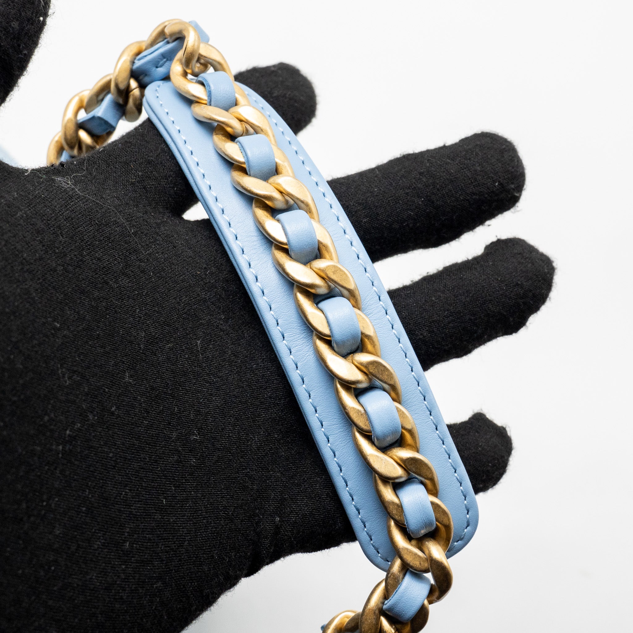 CHANEL 25 MEDIUM HANDBAG WASHED DENIM BLUE GHW (MICROCHIP)