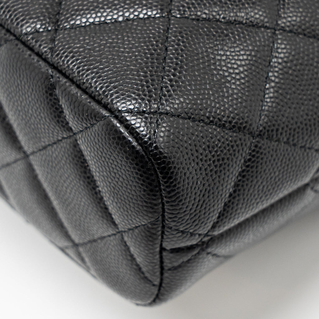 CHANEL 25C DETAIL CC LOGO QUILTED HOBO BAG CAVIAR BLACK LGHW (MICROCHIP)