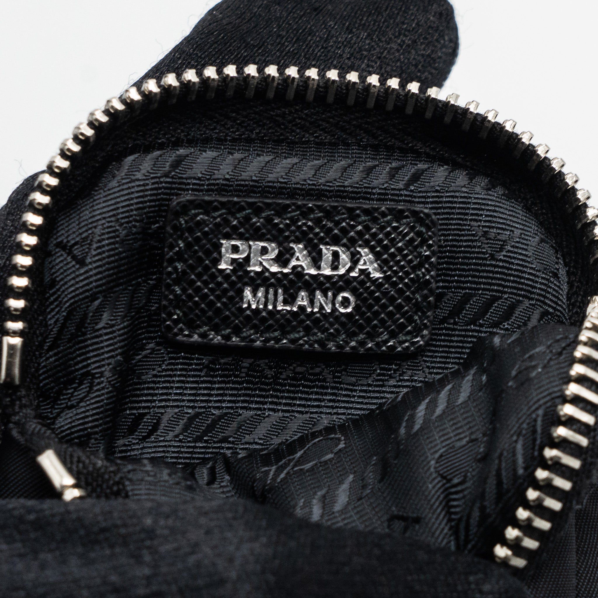 PRADA REEDITION 2005 NYLON BLACK SHW