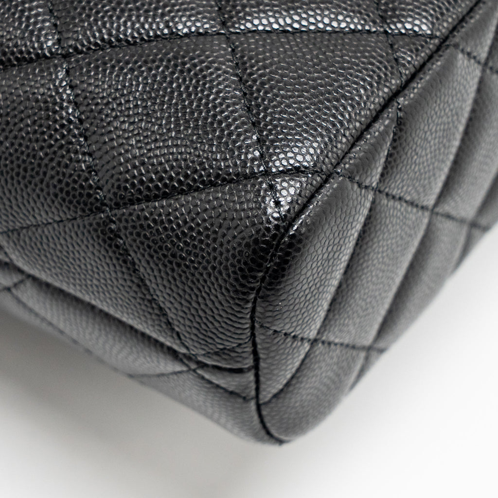 CHANEL 25C DETAIL CC LOGO QUILTED HOBO BAG CAVIAR BLACK LGHW (MICROCHIP)