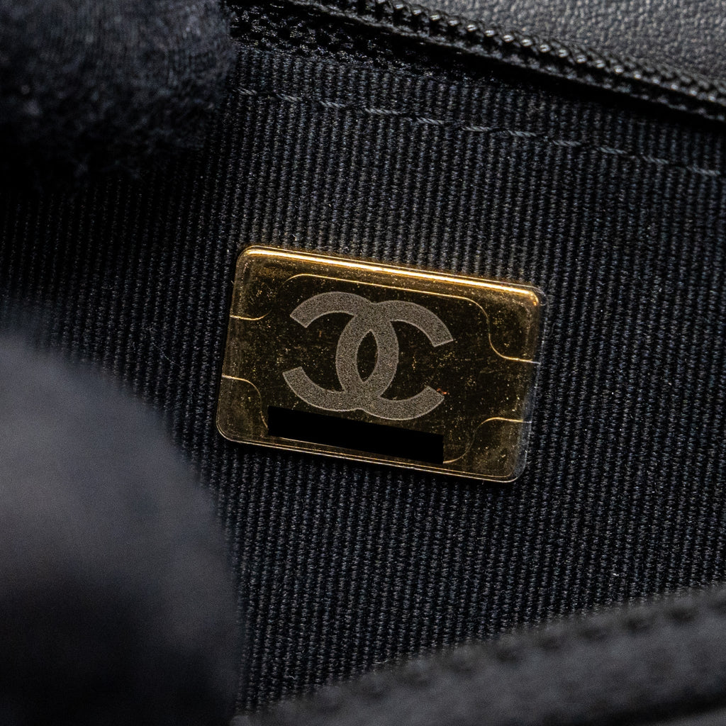 CHANEL BOY WALLET ON CHAIN CAVIAR BLACK LGHW (MICROCHIP)