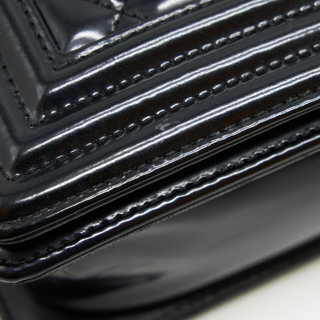 CHANEL MEDIUM LE BOY PATENT LEATHER BLACK LGHW