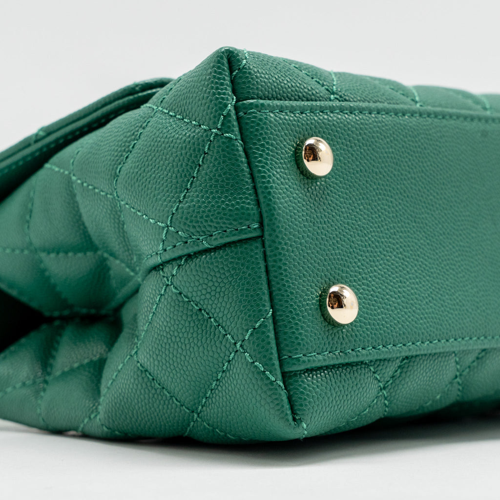 CHANEL SMALL COCO HANDLE CAVIAR GREEN LGHW (MICROCHIP)