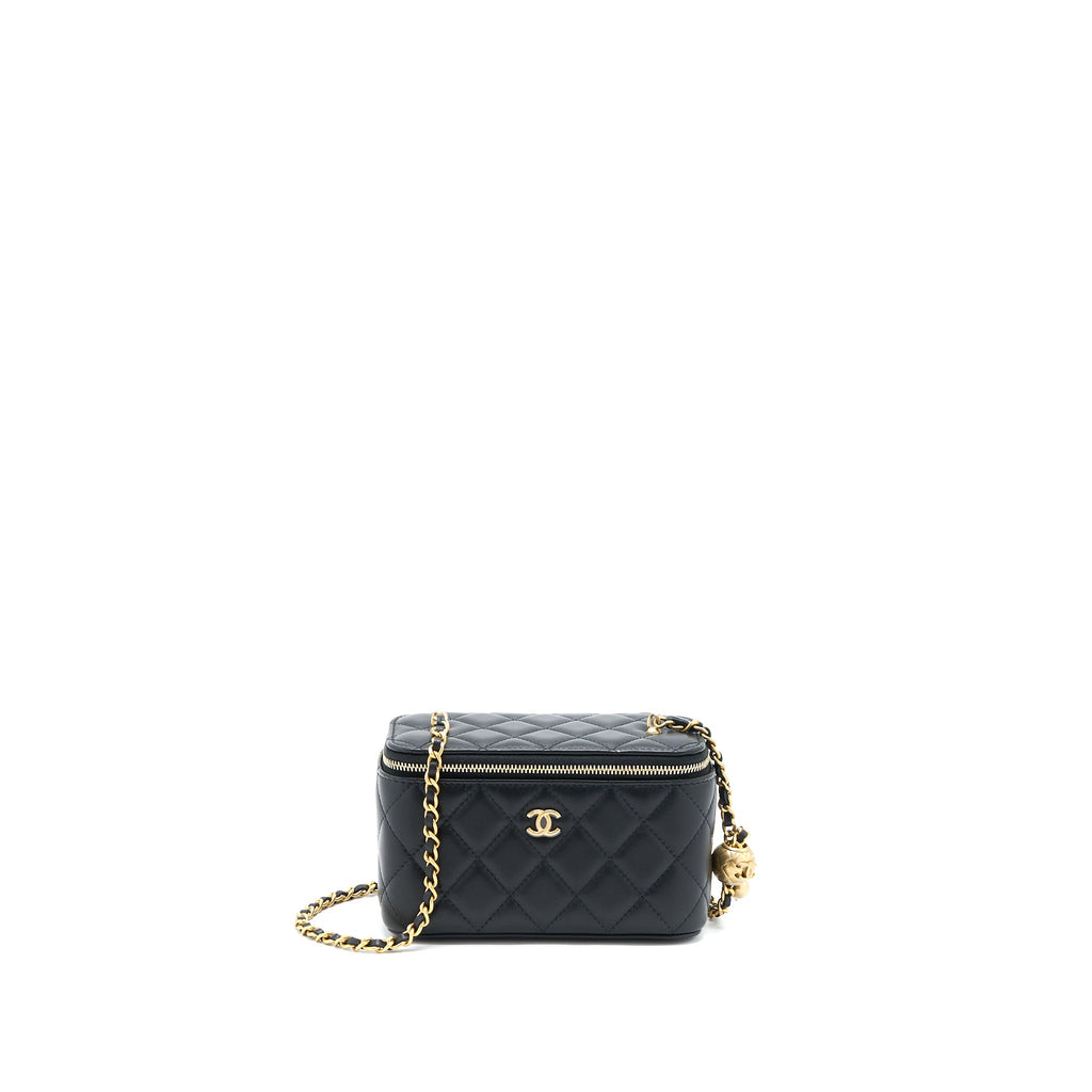 CHANEL 22A PEARL CRUSH LONG VANITY WITH CHAIN LAMBSKIN BLACK GHW