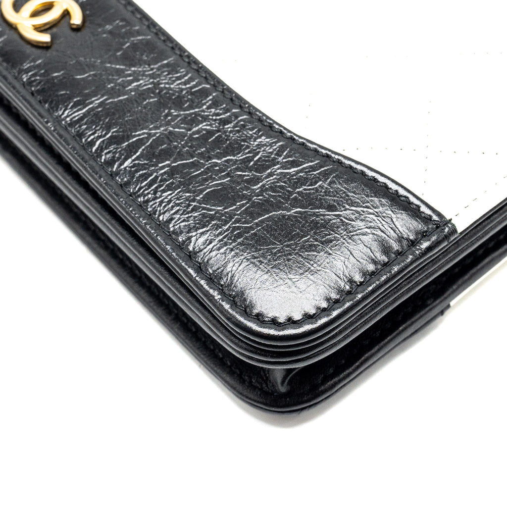 CHANEL GABRIELLE WALLET ON CHAIN CALFSKIN WHITE / BLACK MULTICOLOUR HARDWARE