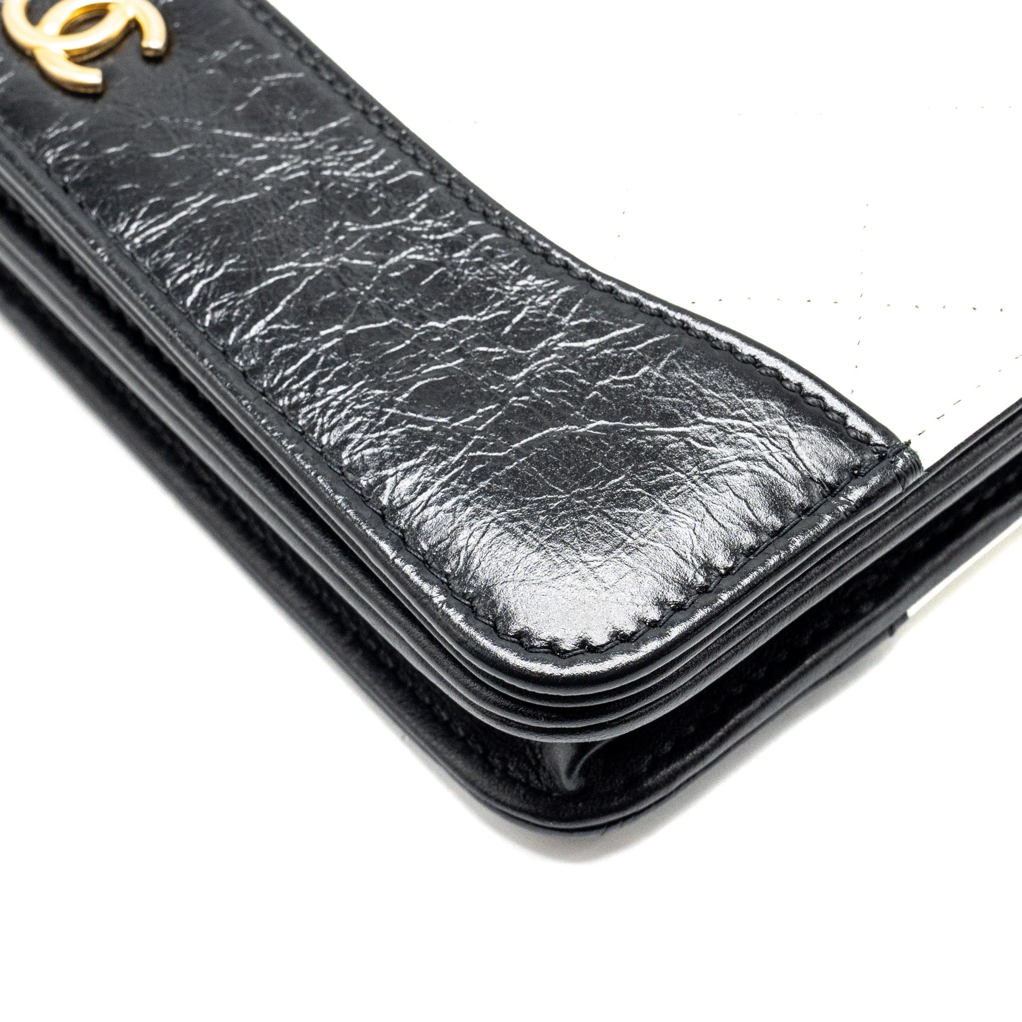 CHANEL GABRIELLE WALLET ON CHAIN CALFSKIN WHITE / BLACK MULTICOLOUR HARDWARE
