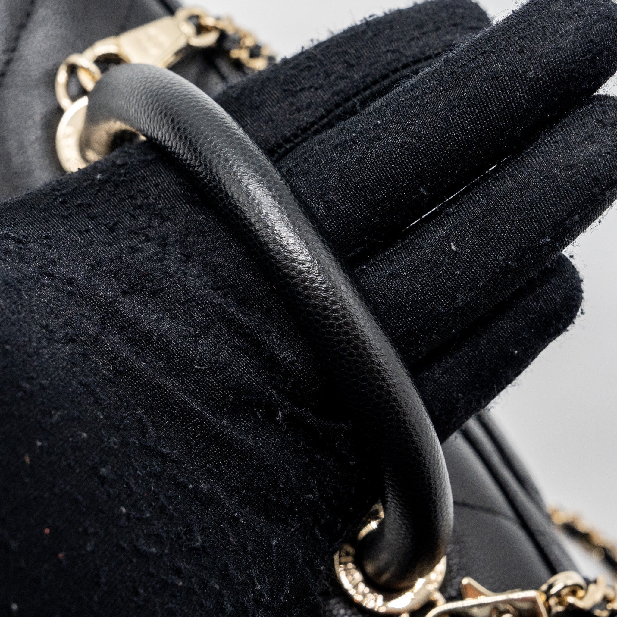 CHANEL SMALL COCO HANDLE CHEVRON CAVIAR BLACK LGHW