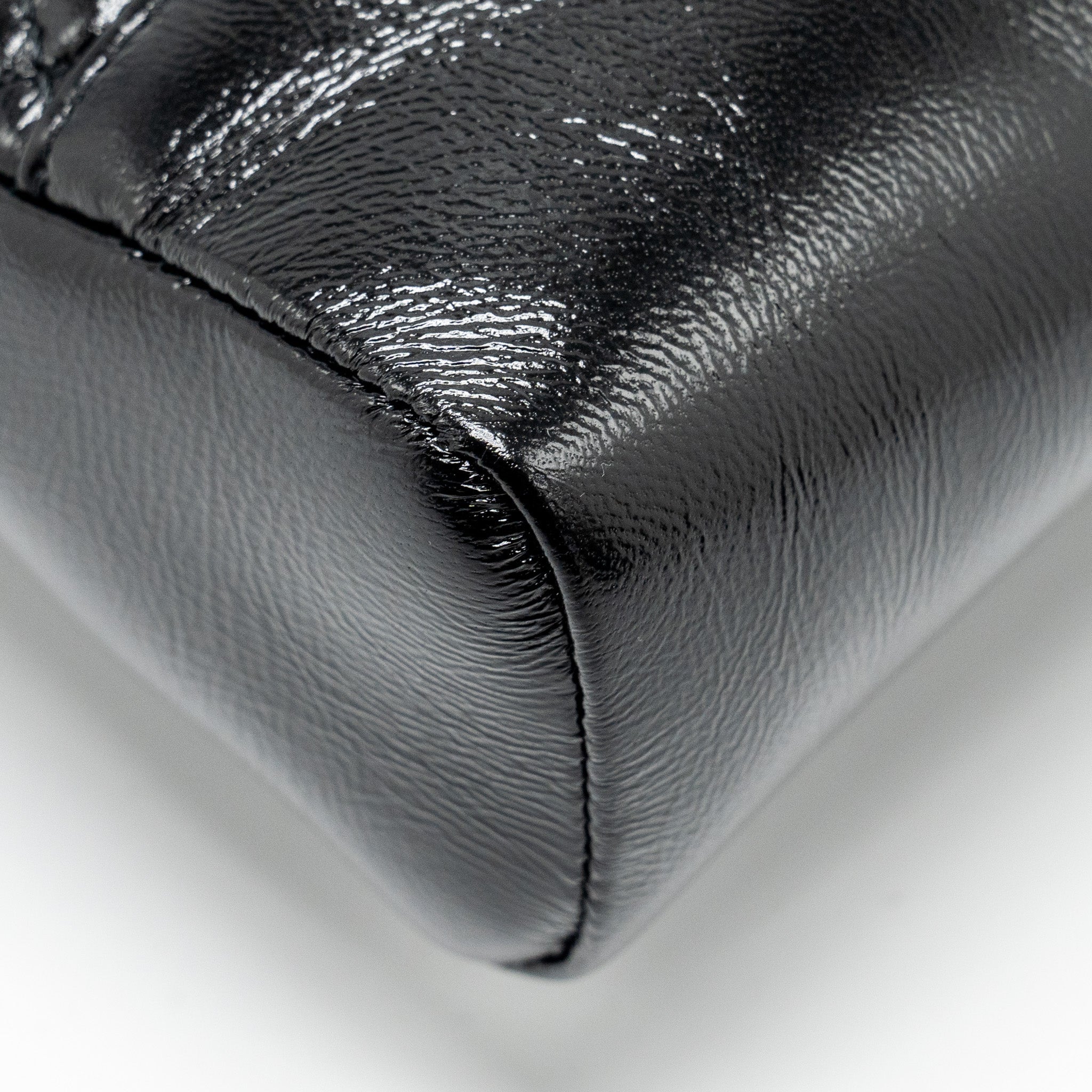 CHANEL MINI 31 BAG SHINY CALFSKIN BLACK LGHW (MICROCHIP)